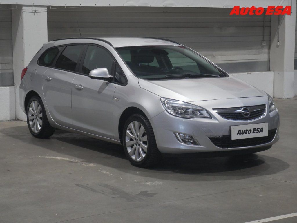 Opel Astra, 1.4T,AC,tempo