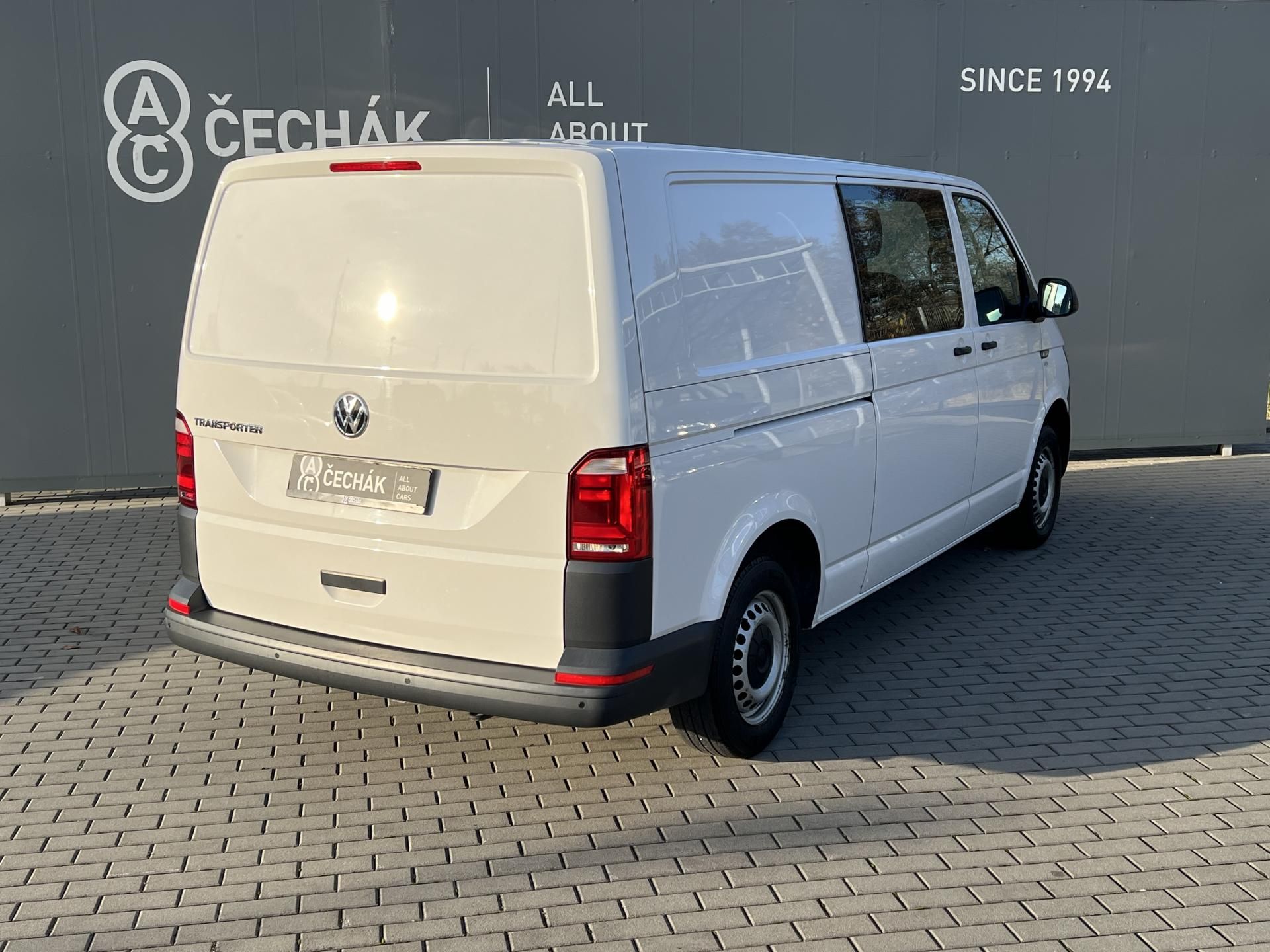 Volkswagen Transporter - fotka 4