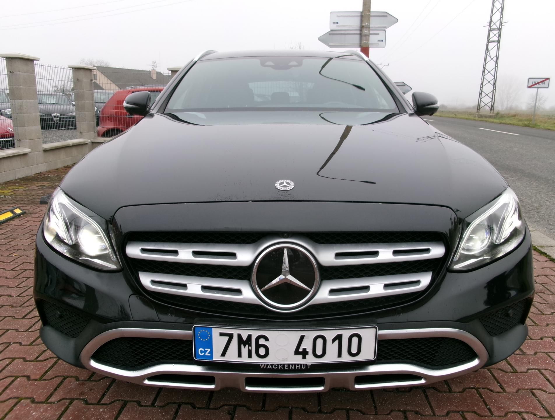 Mercedes-Benz Třídy E, E 400D 4MATIC ALLTERRAIN - fotka 3