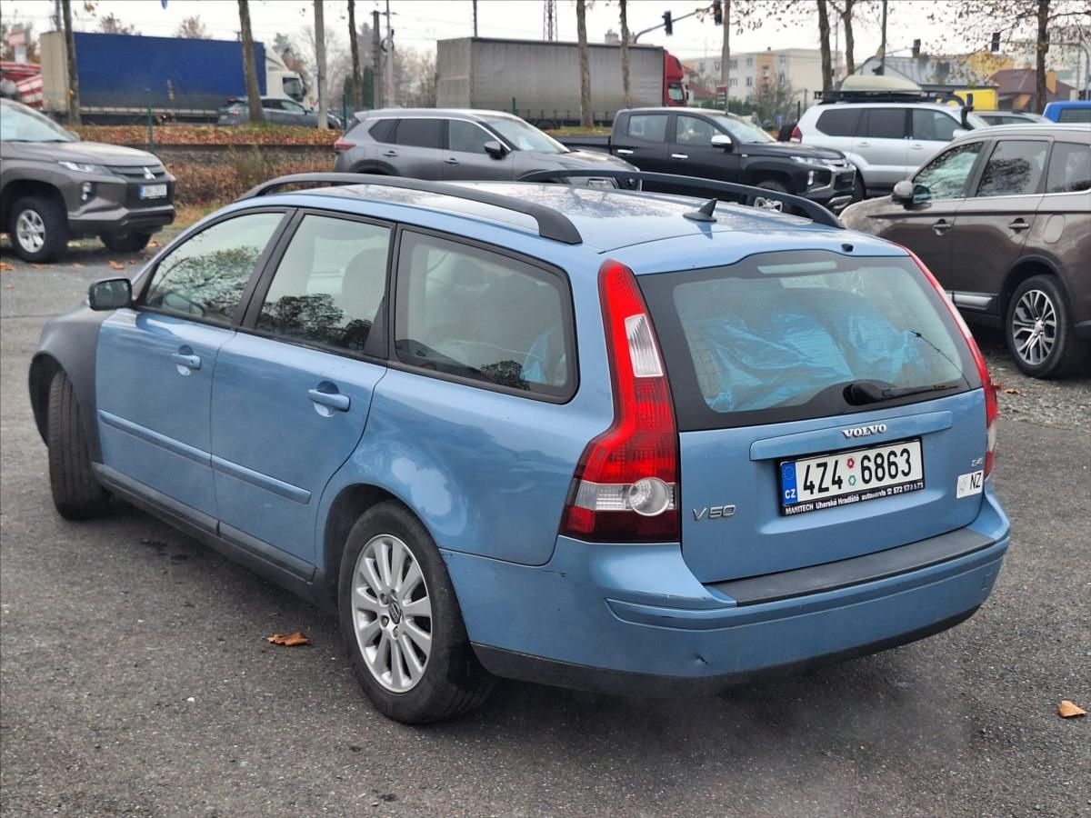 Volvo V50, 2,4 i  CZ V5 dvě sady kol - fotka 6