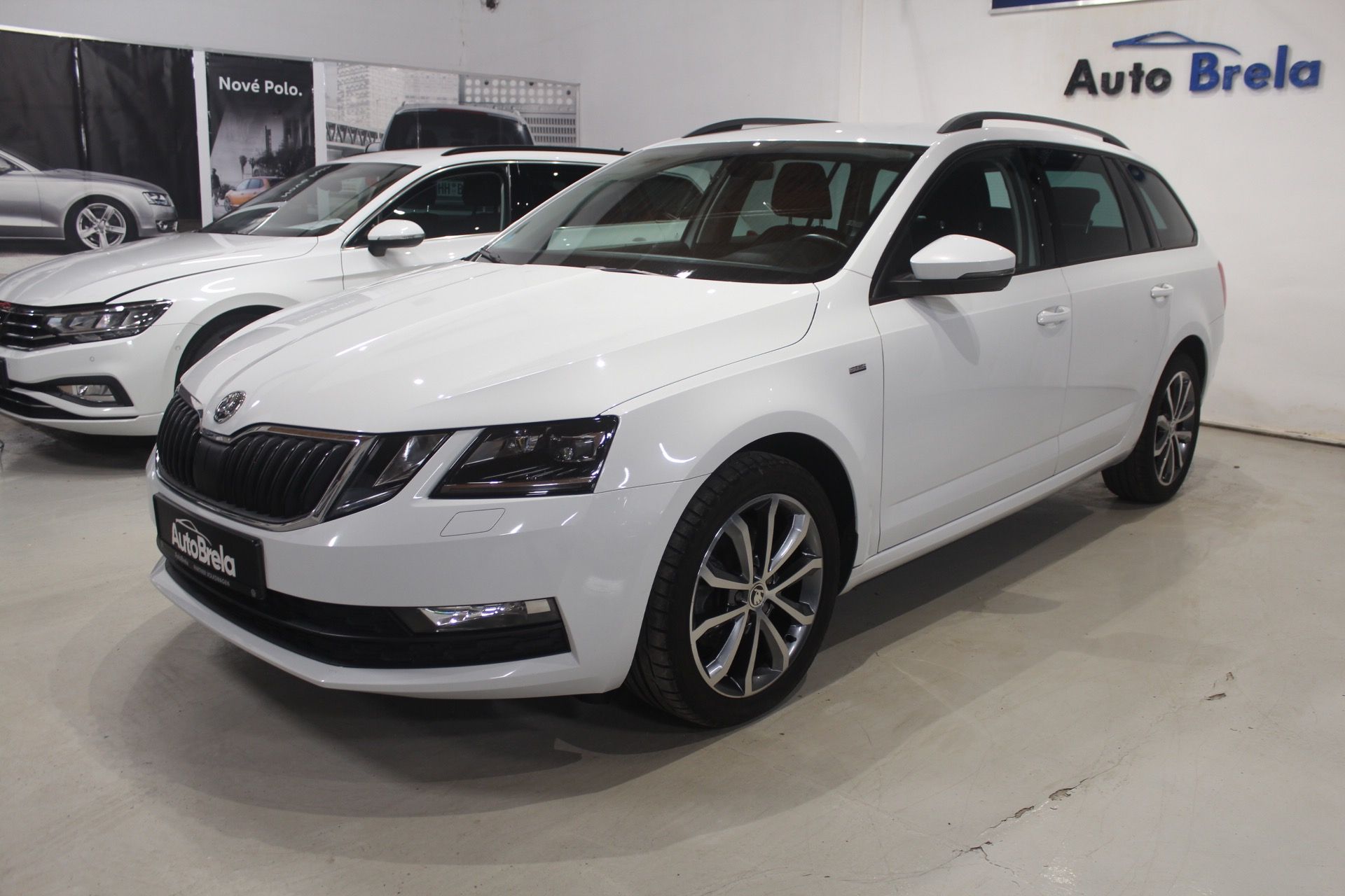 Škoda Octavia, 2.0TDI 110kW Facelift Navi LED - fotka 6