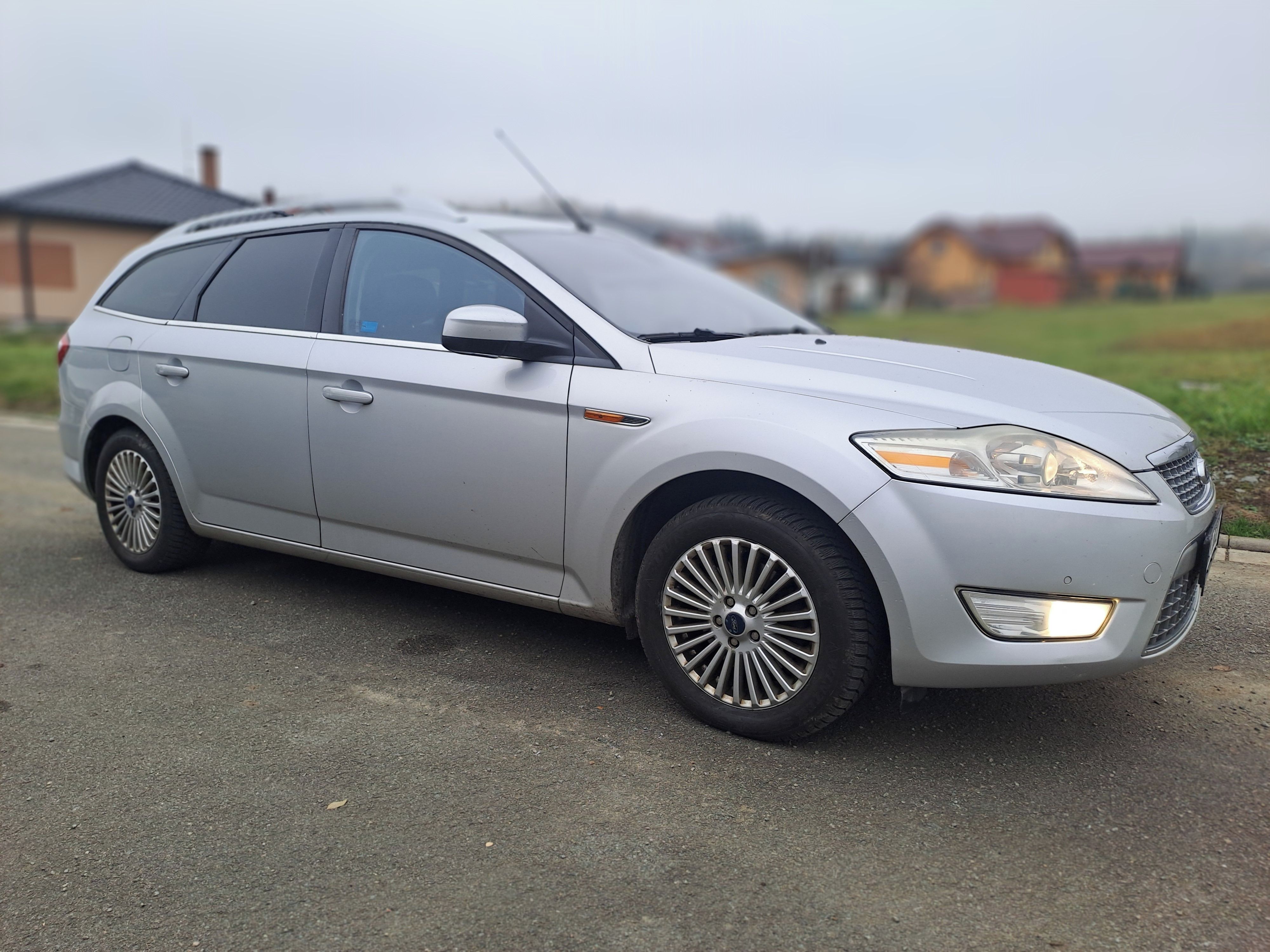 Ford Mondeo, 2,2TDCI 129KW,TITANIUM.S.KNIHA - fotka 6