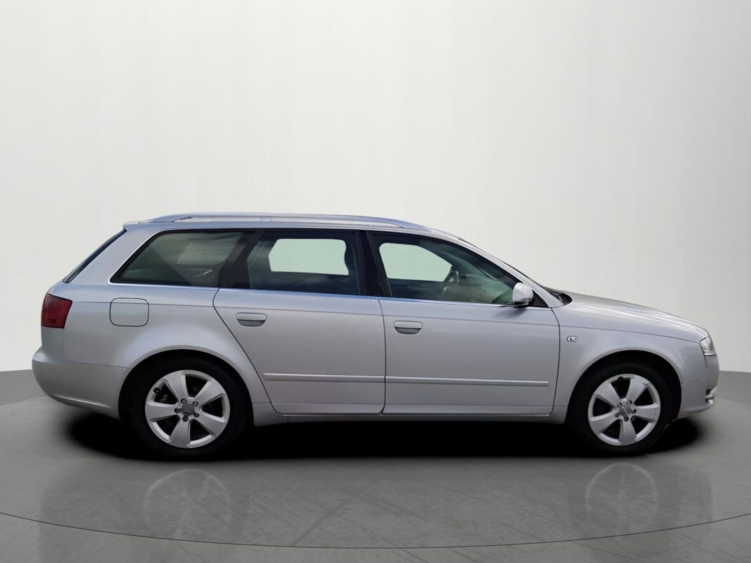 Audi A4, Avant 1.9 TDI PD 85kW - fotka 4