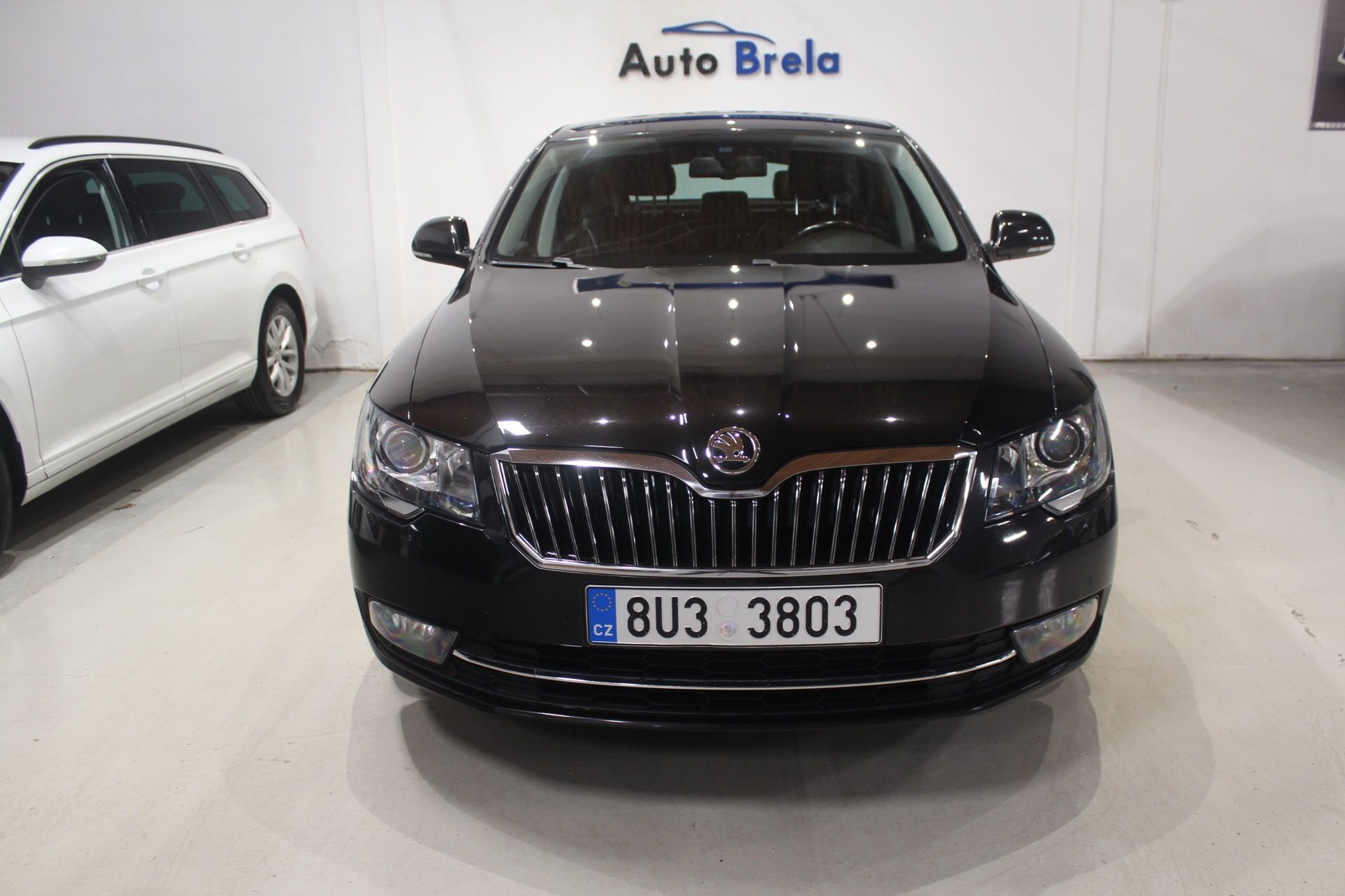 Škoda Superb, 2.0TDI DSG ELEGANCE NAVI LED - fotka 4