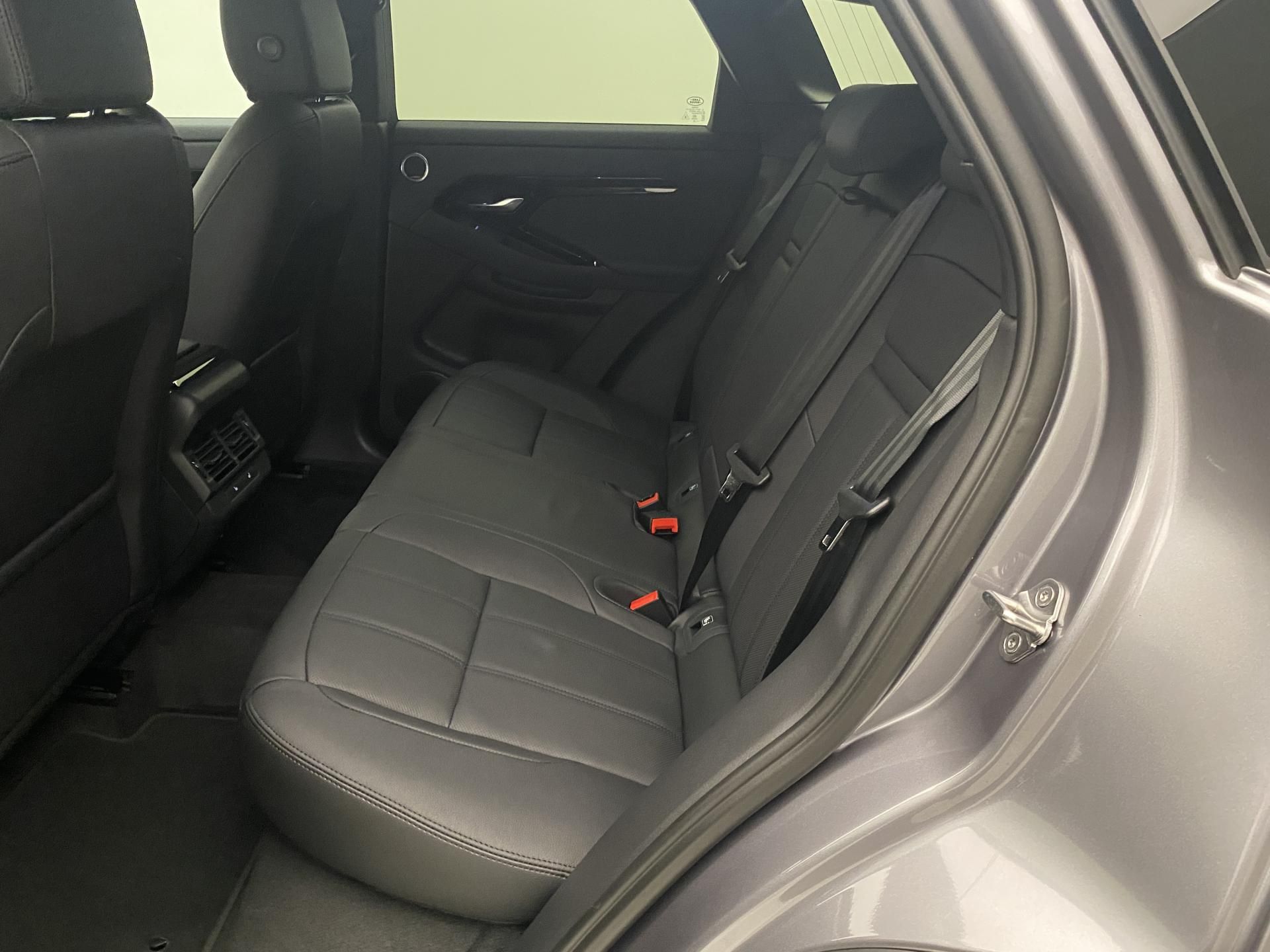 Land Rover Range Rover Evoque, D165 R-DYNAMIC SE  AWD AUT - fotka 6