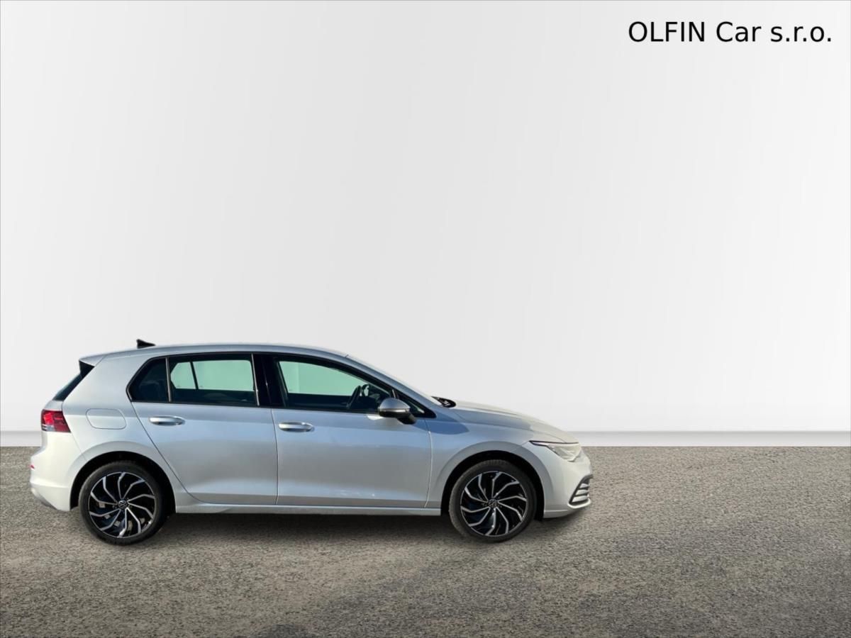 Volkswagen Golf, 1,0 TSi 81kW LIFE  8 - fotka 3