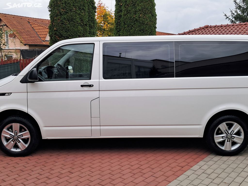 VW Transporter T5, T6 & T6.1 spoiler deuren | Deep Black Pearl LC9X