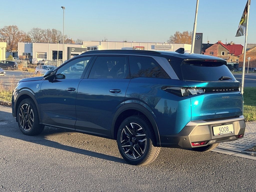 Peugeot 5008, GT Hybrid 145 e-DCS6 - fotka 4