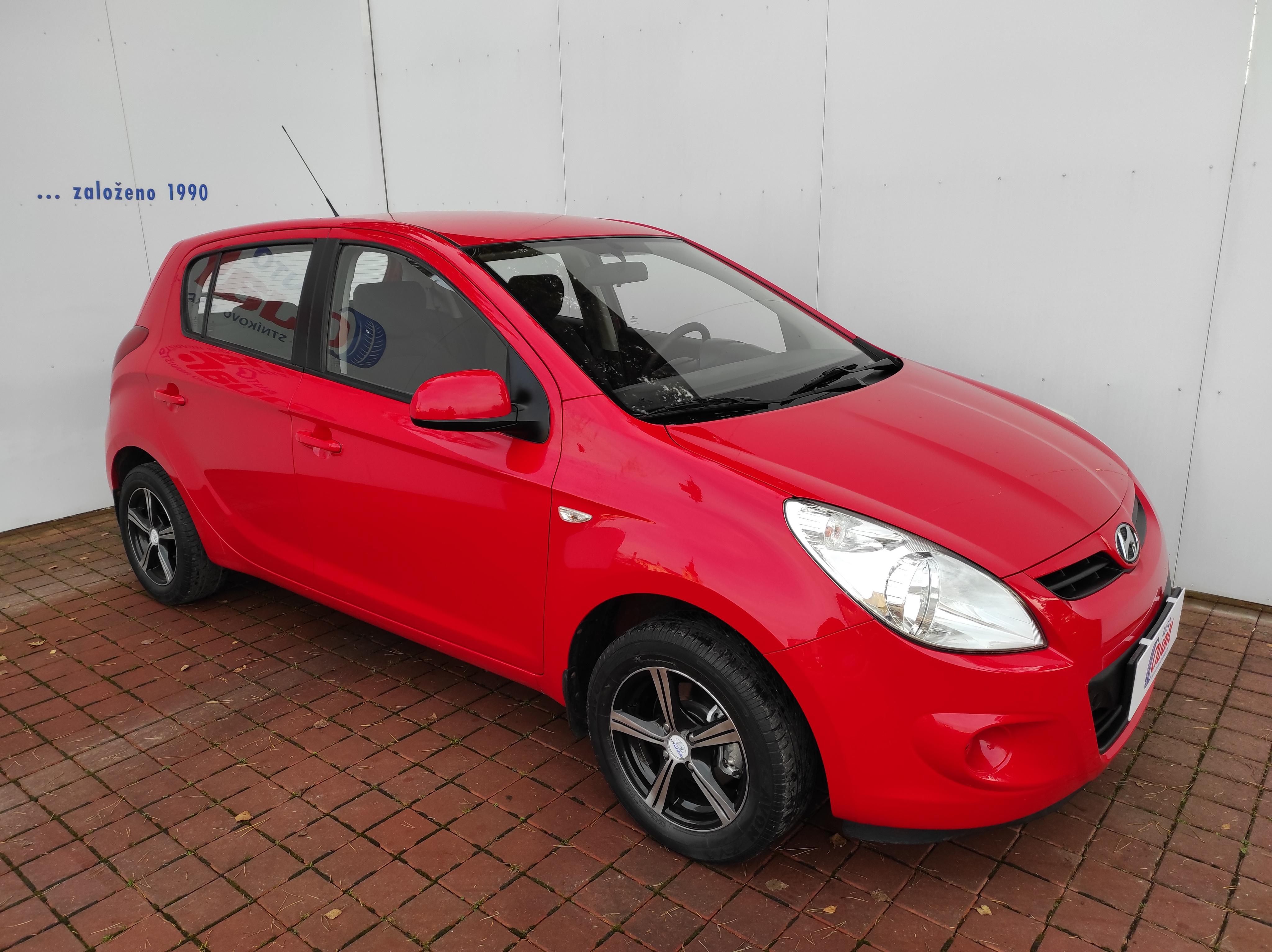 Hyundai i20, 1.2 ČR, 2. MAJ, KLIMA, ZÁVĚS - fotka 5