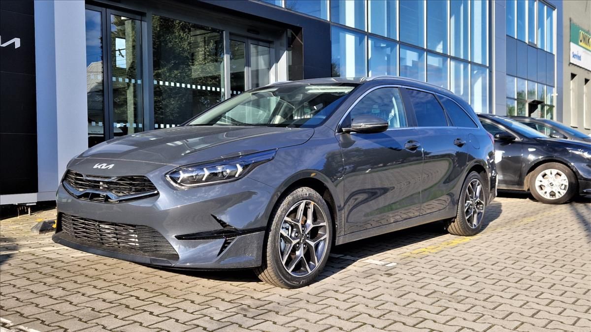 Kia Cee´d, 1,5 T-GDI TOP 7DCT + Premium - fotka 3