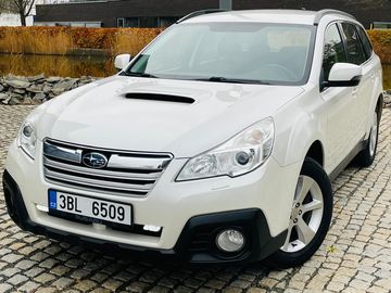 2.0D 4x4 AUT VÝHŘEV SERVISKA