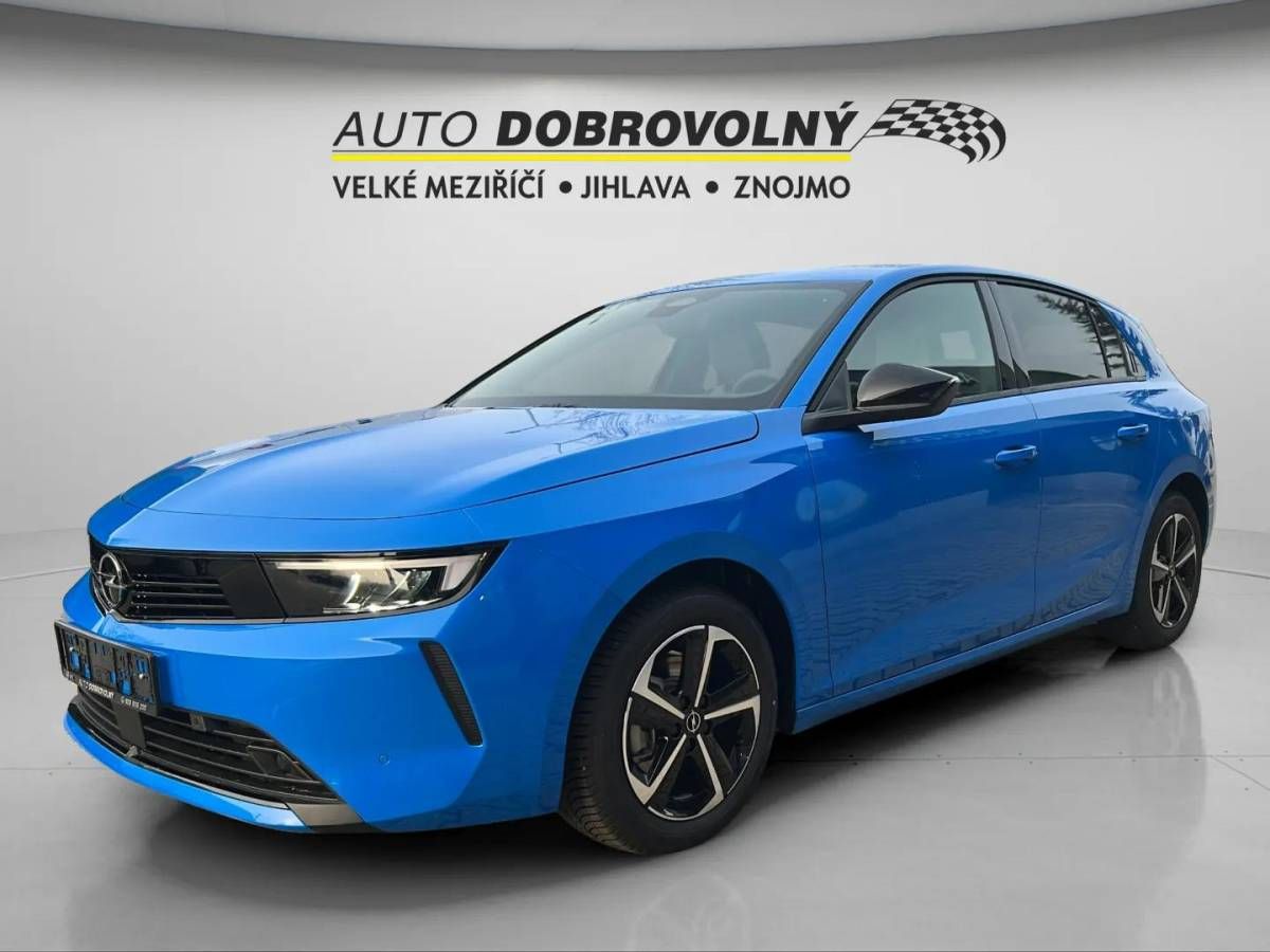 Opel Astra, Edition HB 1.2 TURBO (96kW/130 - fotka 2