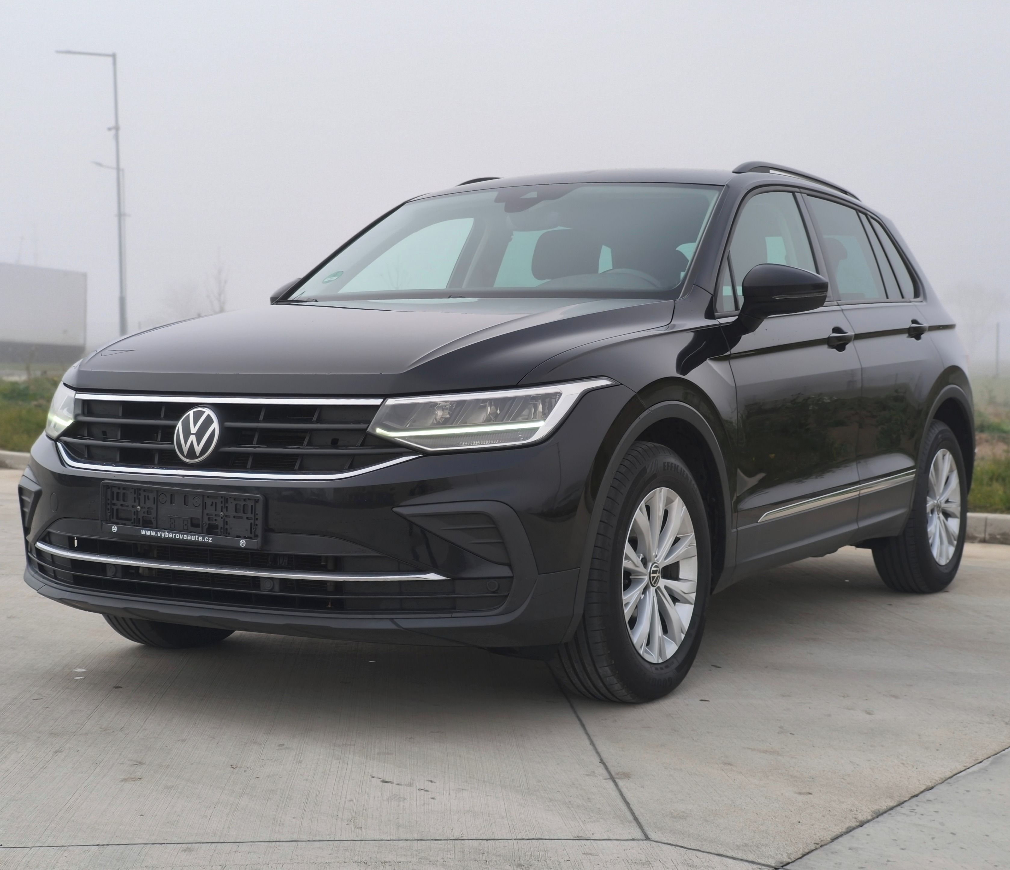 Volkswagen Tiguan, 2.0 TDI 110kW /FULL LED/Záruka - fotka 2