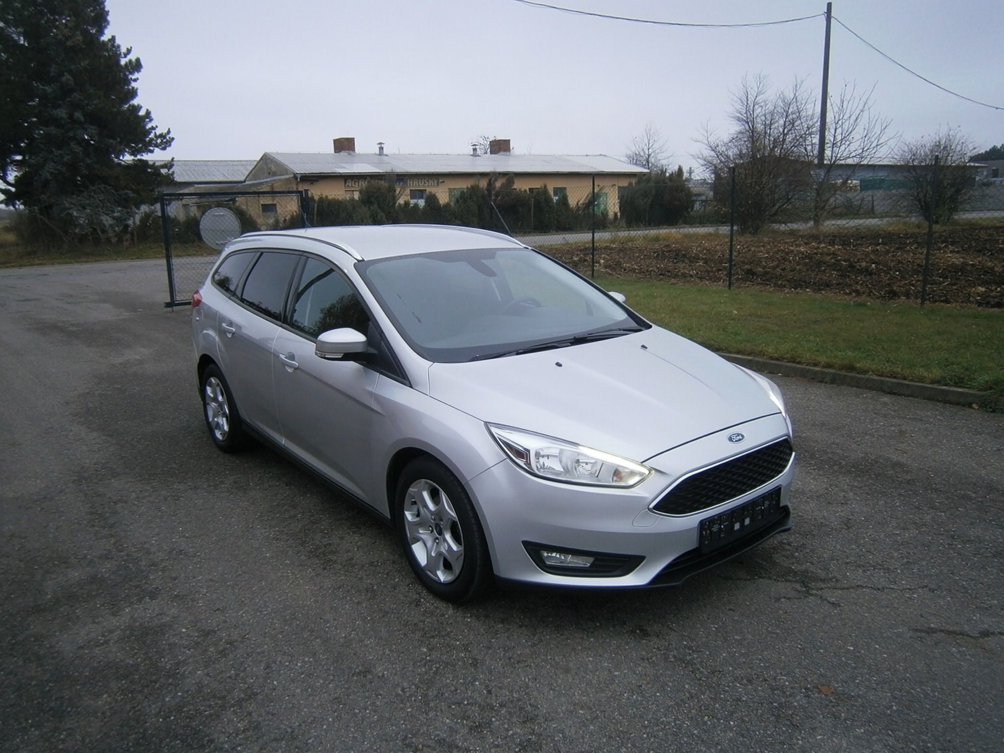 Ford Focus, 1,0i,EB, 74kW, 1.maj, - fotka 3