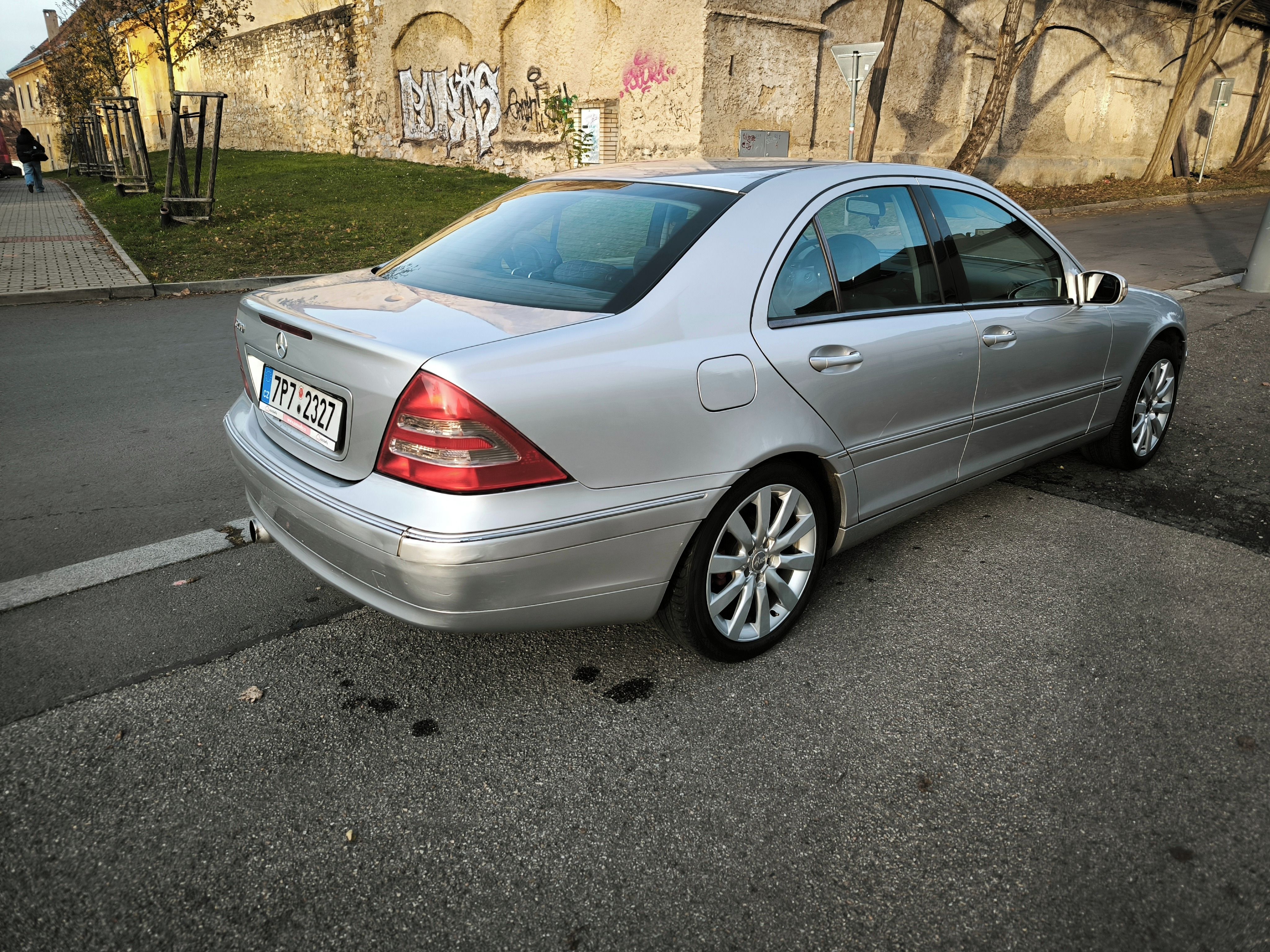 Mercedes-Benz Třídy C, 220CDi klima Tempomat alu - fotka 4