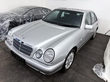 200i,kompressor,Elegance
