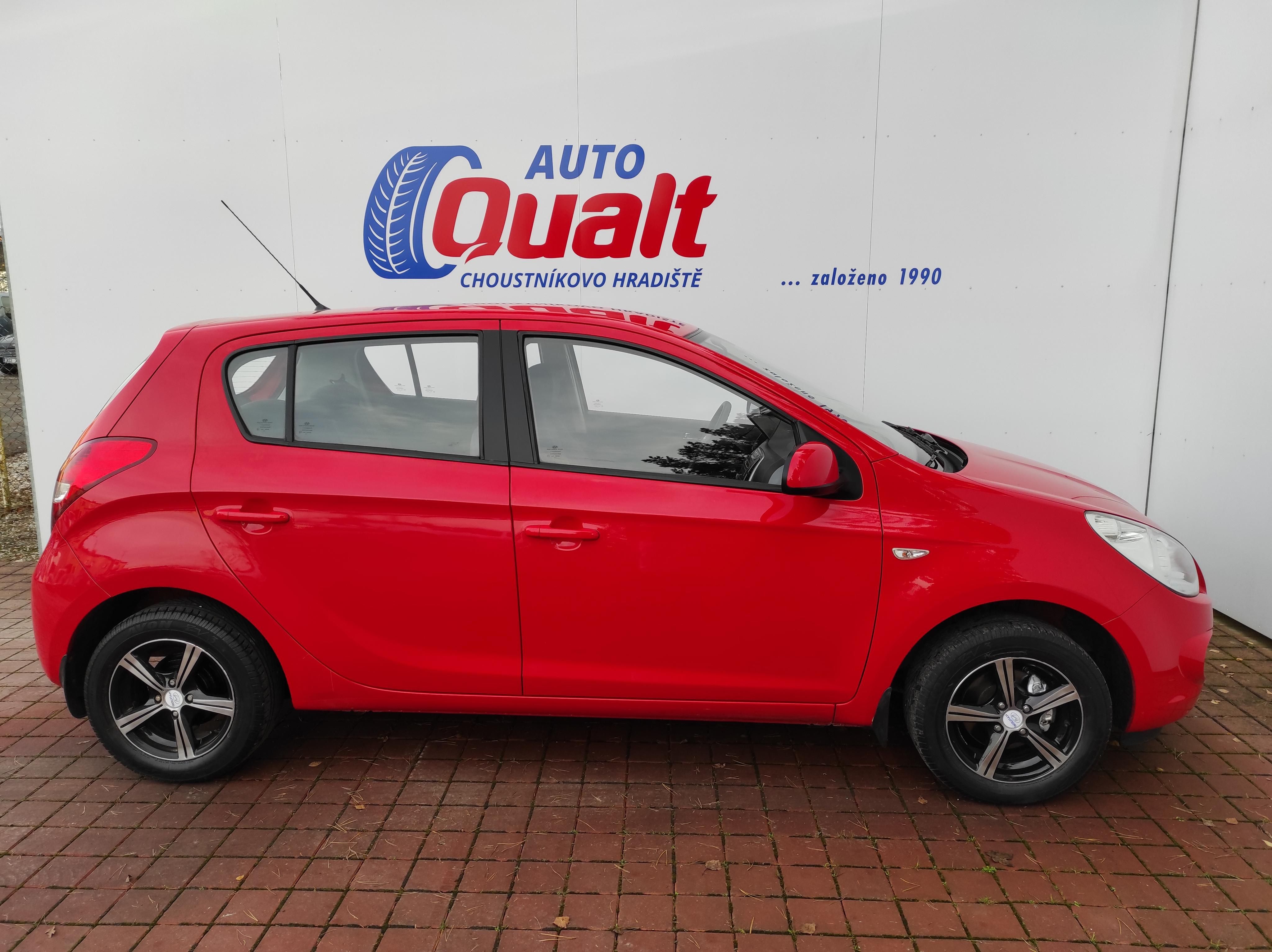Hyundai i20, 1.2 ČR, 2. MAJ, KLIMA, ZÁVĚS - fotka 4