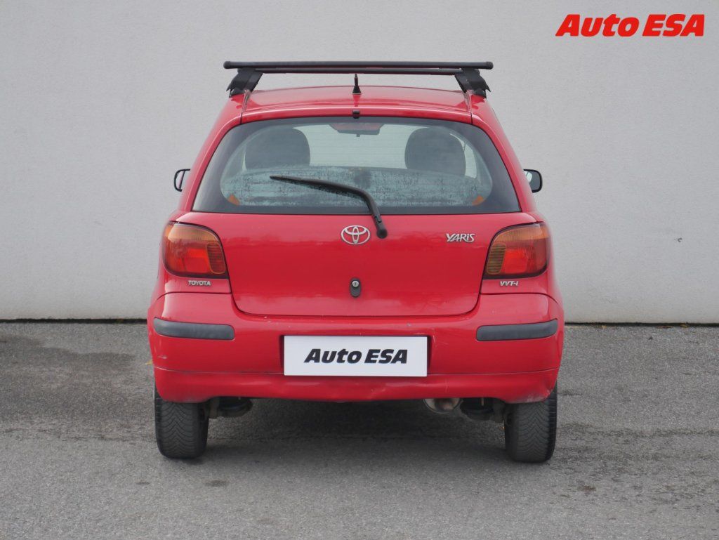 Toyota Yaris, 1.0VVTi,2.maj,ČR,AC - fotka 5