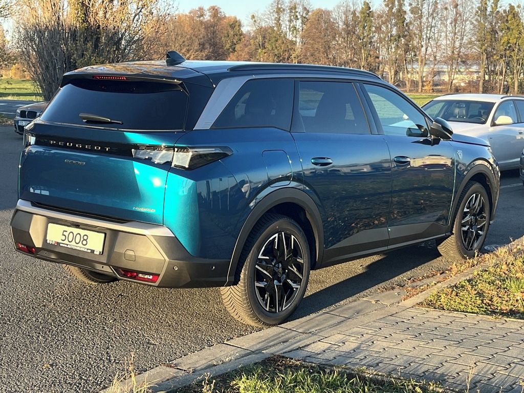 Peugeot 5008, GT Hybrid 145 e-DCS6 - fotka 2