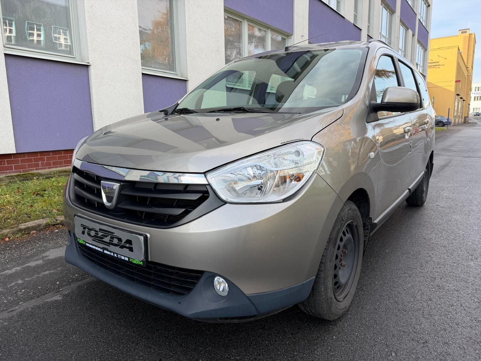 Dacia Lodgy, 1,6 i / 7-míst / 1.maj./ ČR /