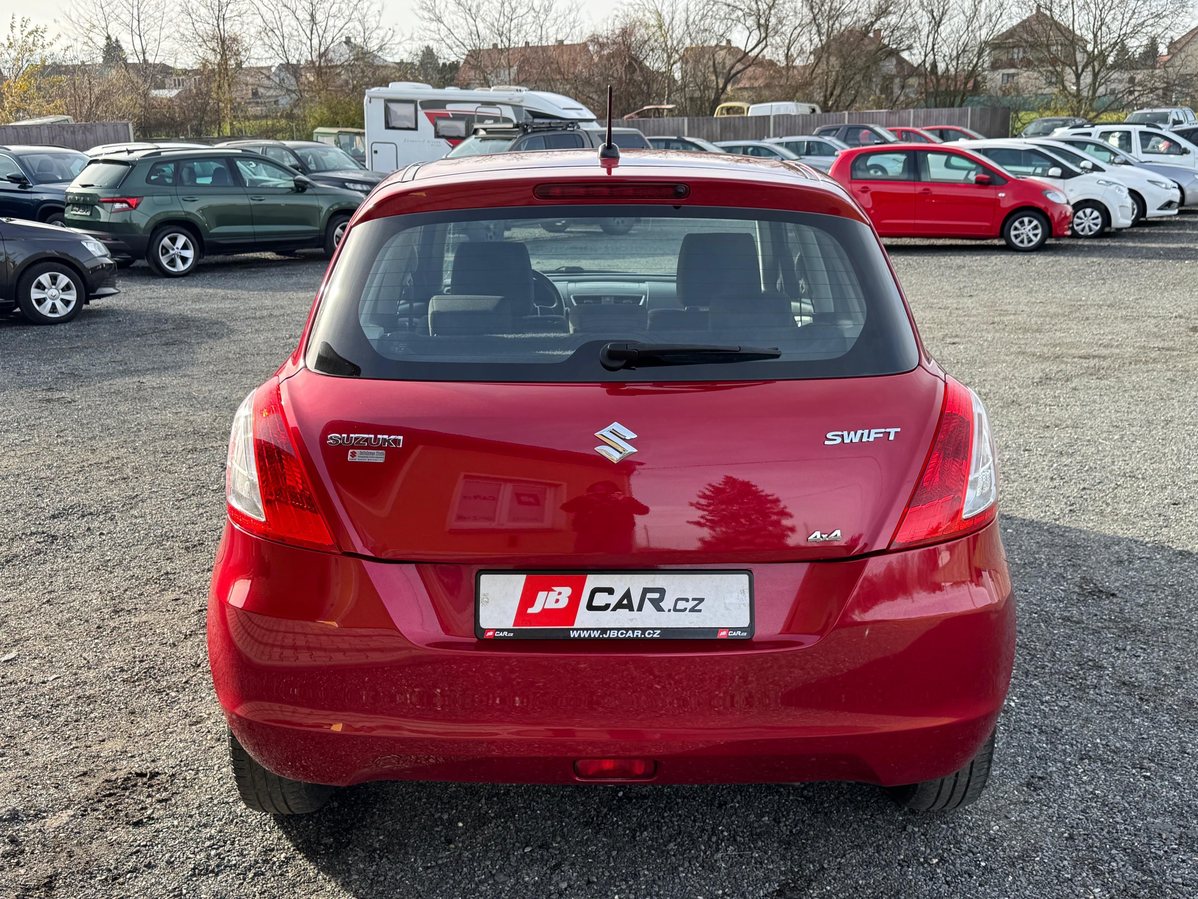 Suzuki Swift, 1.2 VVTI 69KW 4X4 - fotka 3
