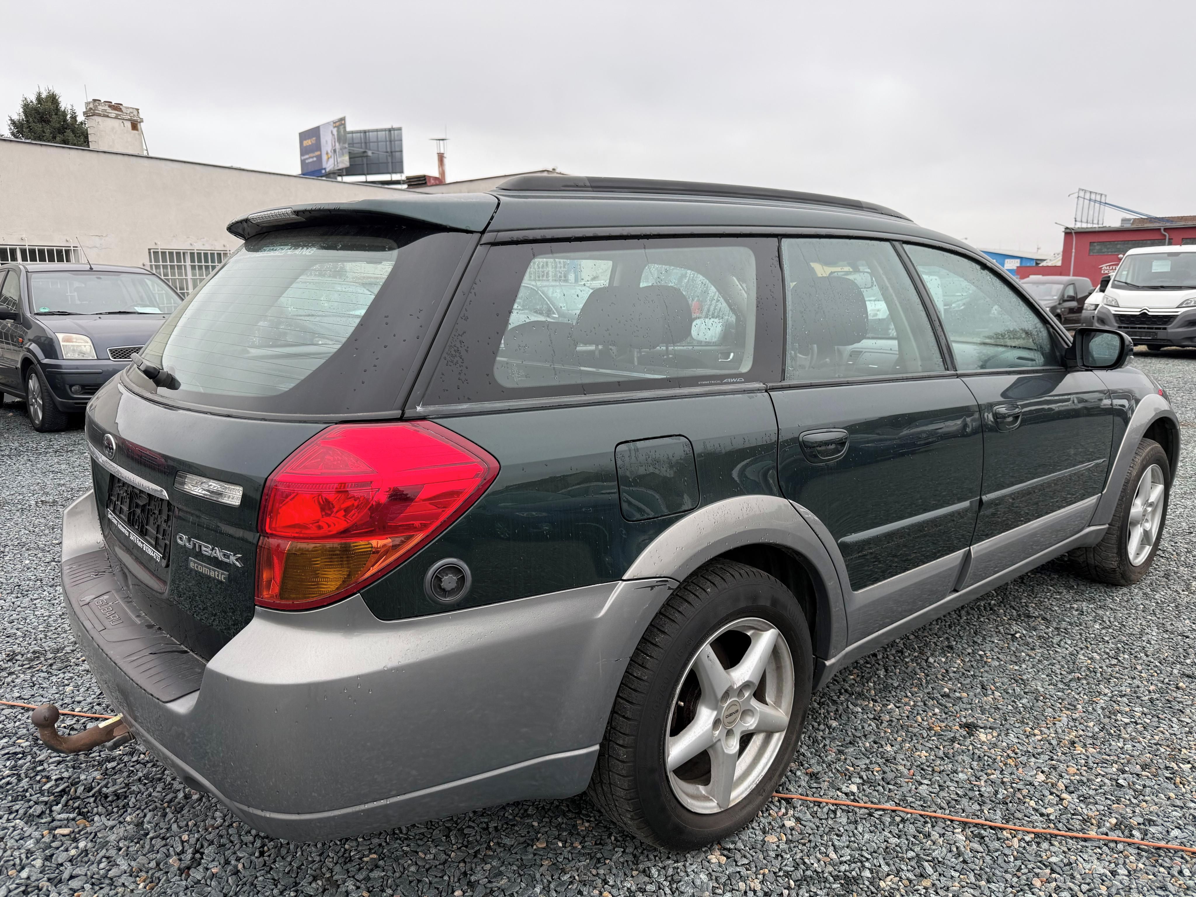 Subaru Outback, 2.5 i 121Kw 4x4 - fotka 3