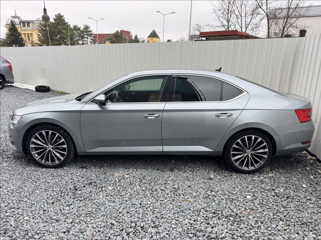 Škoda Superb, 2,0 TDI,110kW,STYLE,ACC,ČR - fotka 4