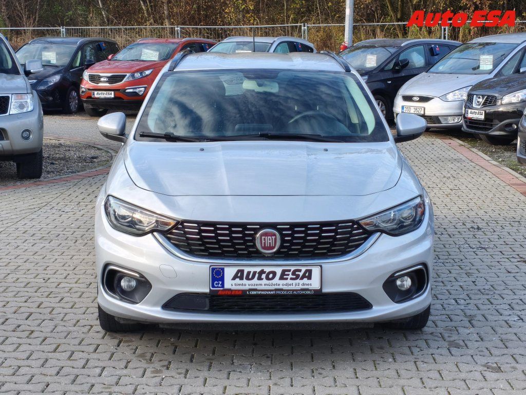 Fiat Tipo, 1.6 MJT,Lounge,navi,kamera - fotka 2