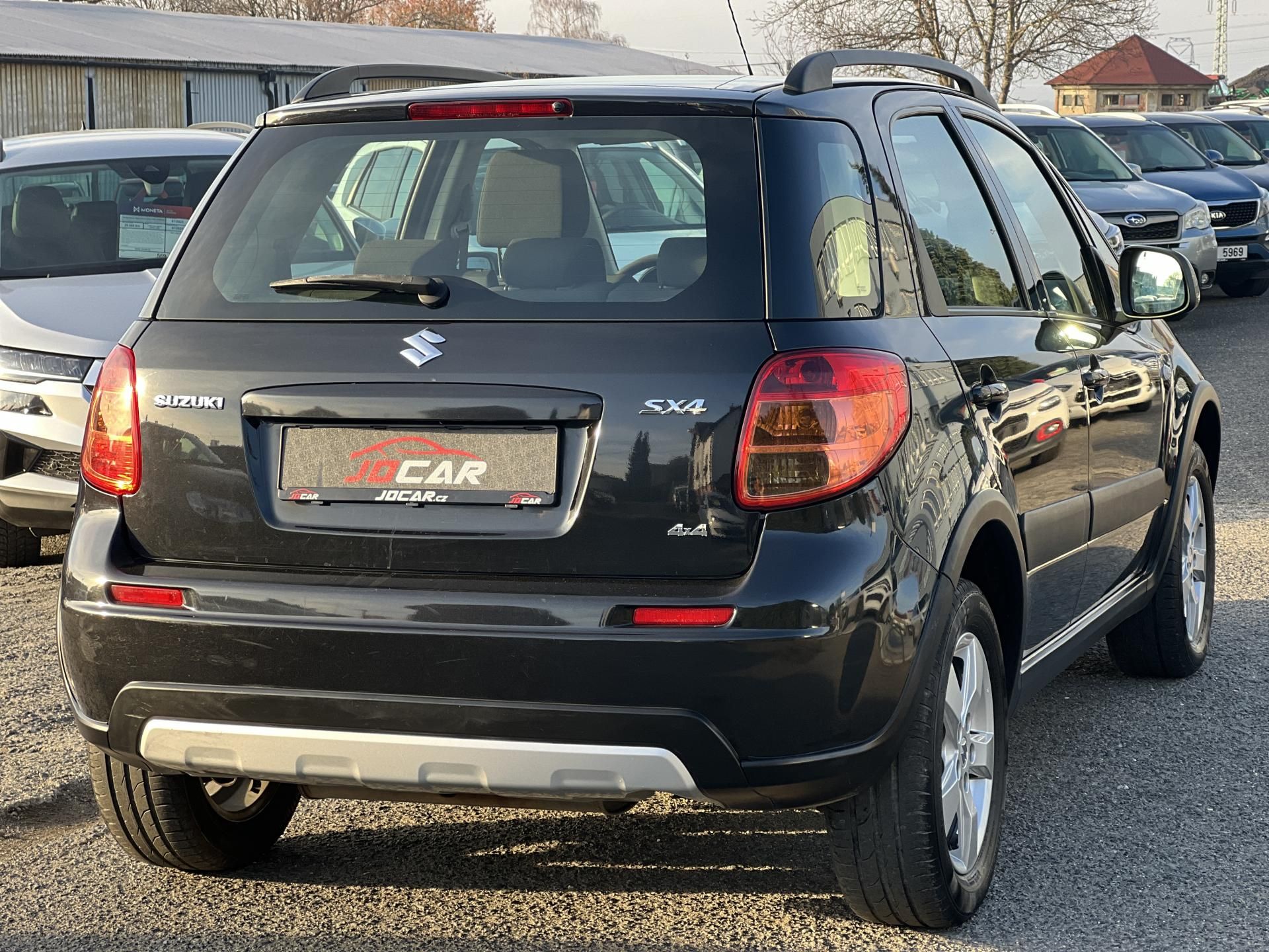 Suzuki SX4, 1.6i 4x4 NAVI KLIMATIZACE ALU - fotka 6