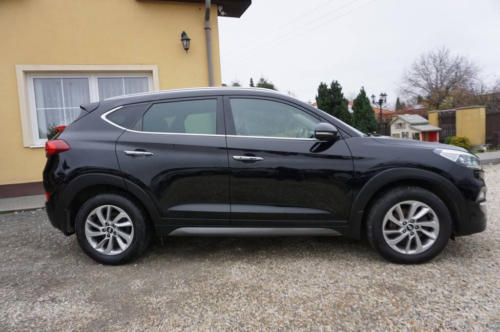 Hyundai Tucson, 2,0 4X4 1,MAJ - fotka 3