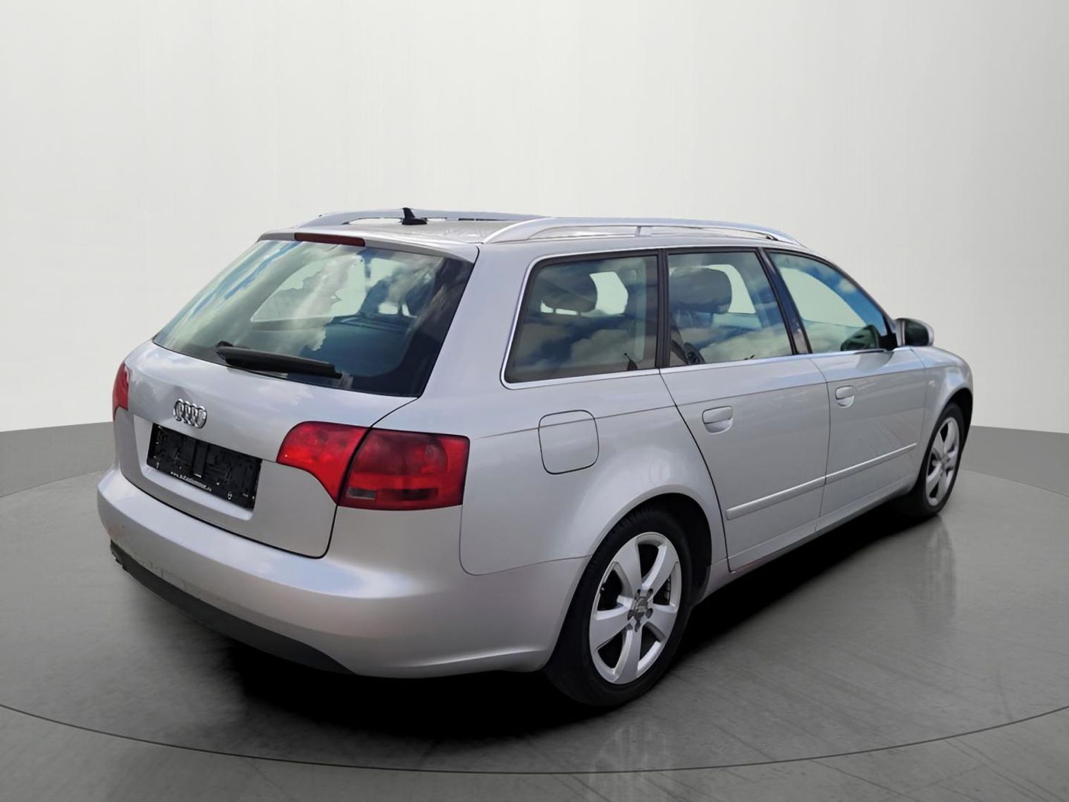Audi A4, Avant 1.9 TDI PD 85kW - fotka 5