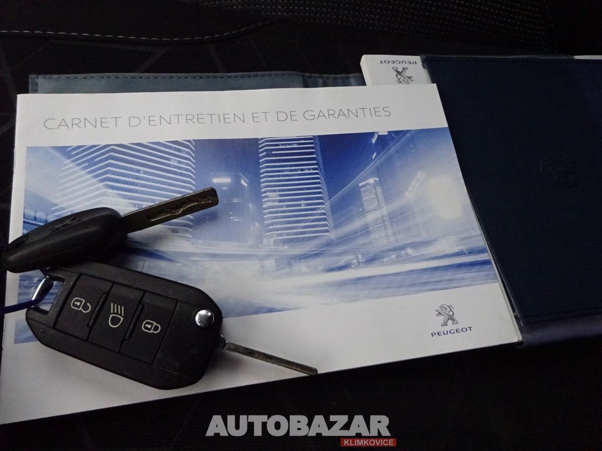 Peugeot 2008, 1,5 HDI, GARANCE KM - fotka 5