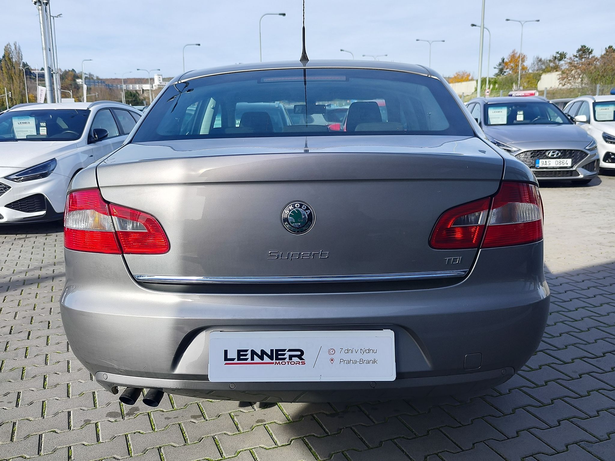 Škoda Superb, 1.9 TDI/77kW Ambition - fotka 6