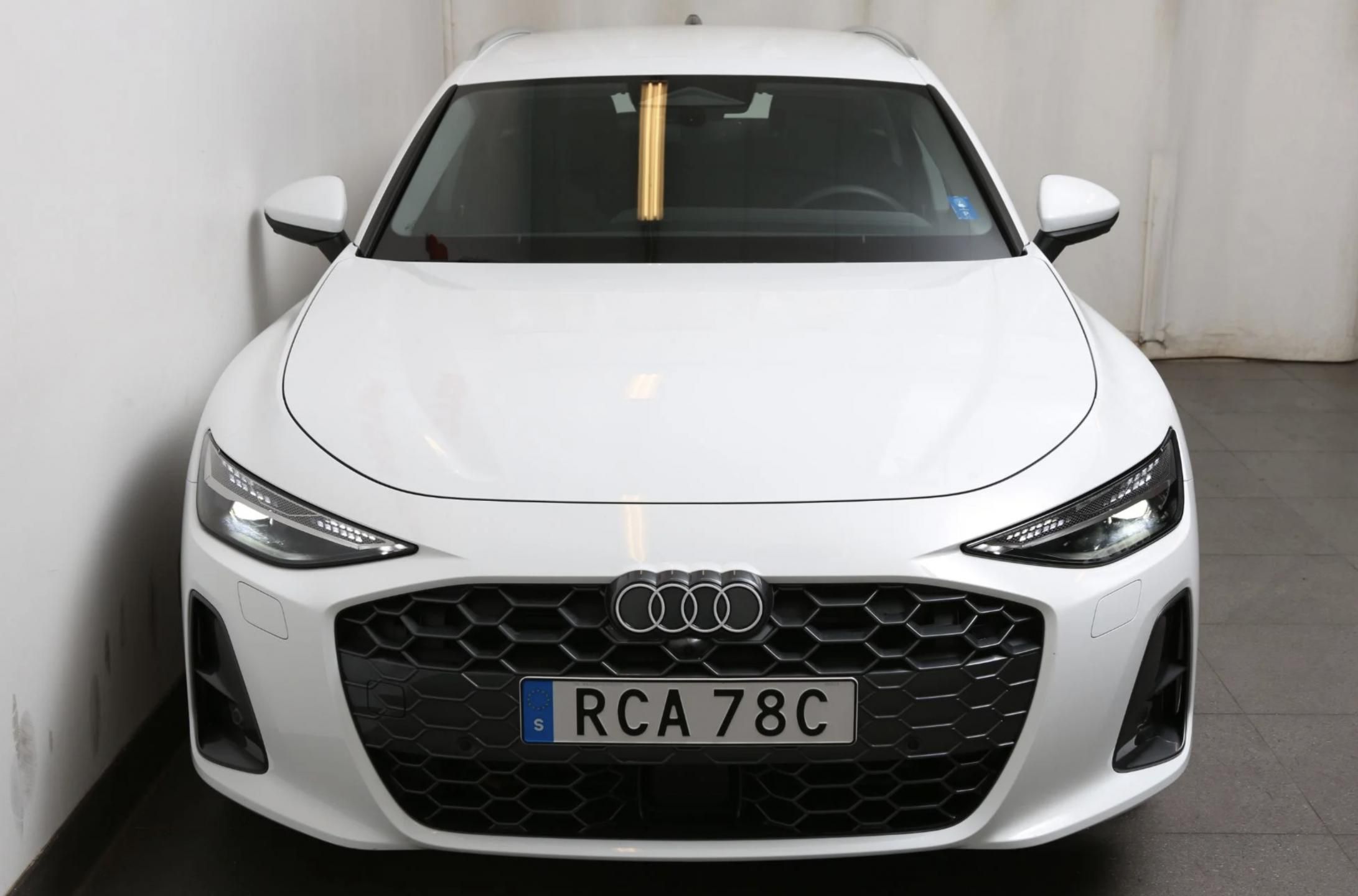 Audi A6 Avant, TDI Quattro 360 kam Tažné - fotka 4