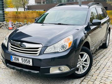 2.5i 4x4 AUTOMAT NAVI VÝHŘEV