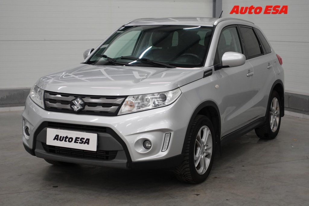 Suzuki Vitara, 1.6 DDiS 4x4,AC,TZ,navi - fotka 3