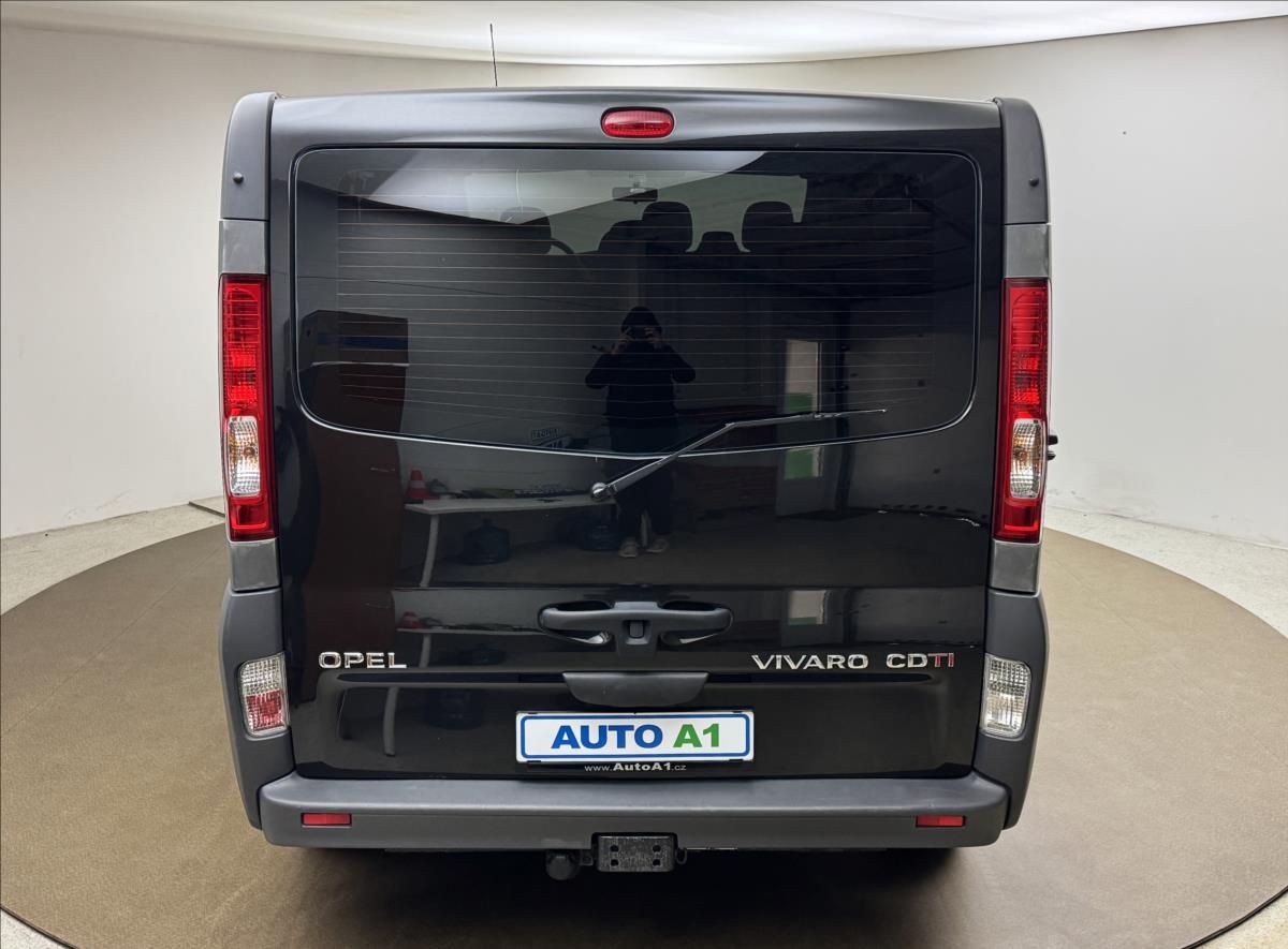 Opel Vivaro, 2,0 CDTi 84kW 9MÍST 1MAJ KLIMA - fotka 5
