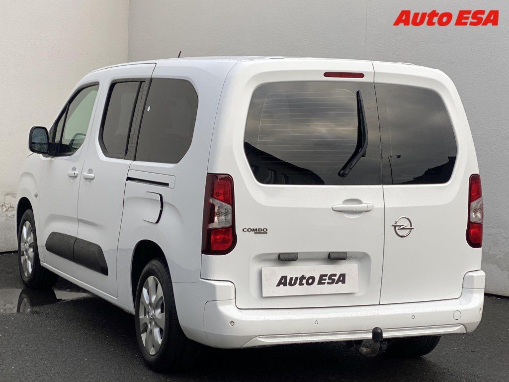 Opel Combo, 1.2T MAXi,1.maj,ČR,ENJOY - fotka 6
