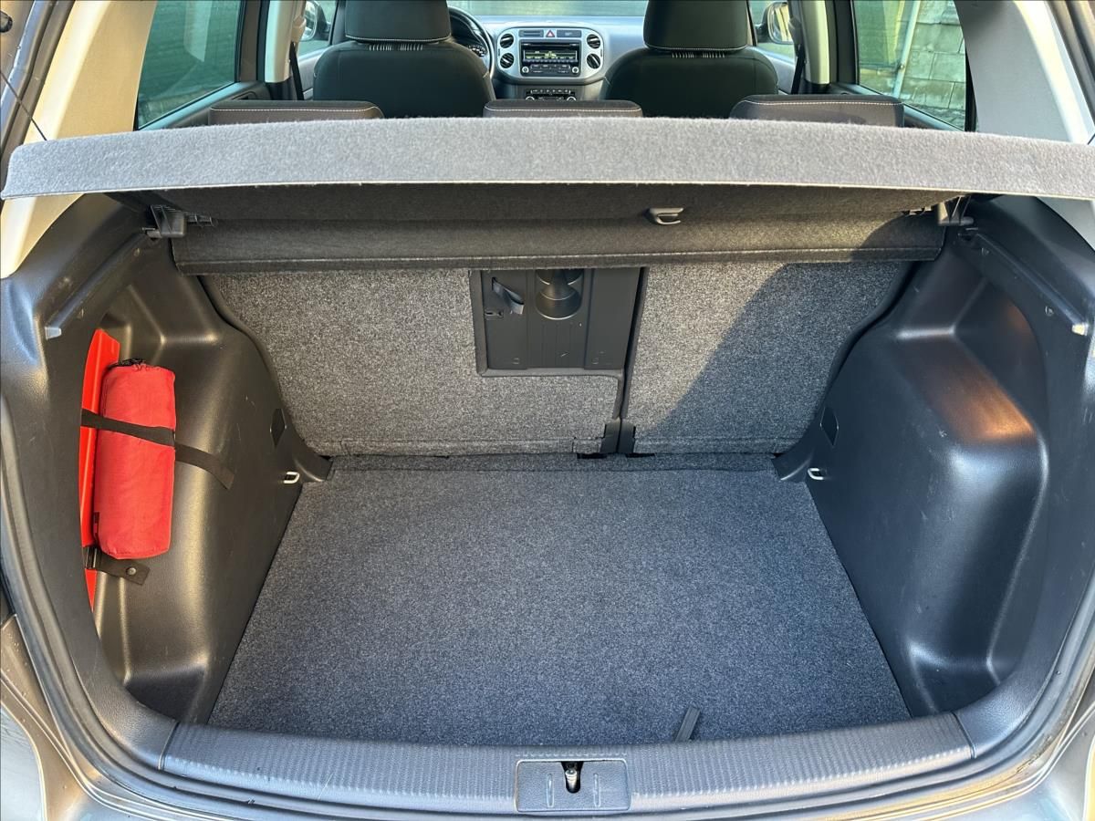 Volkswagen Golf Plus, 1,2 TSI TOP - fotka 4