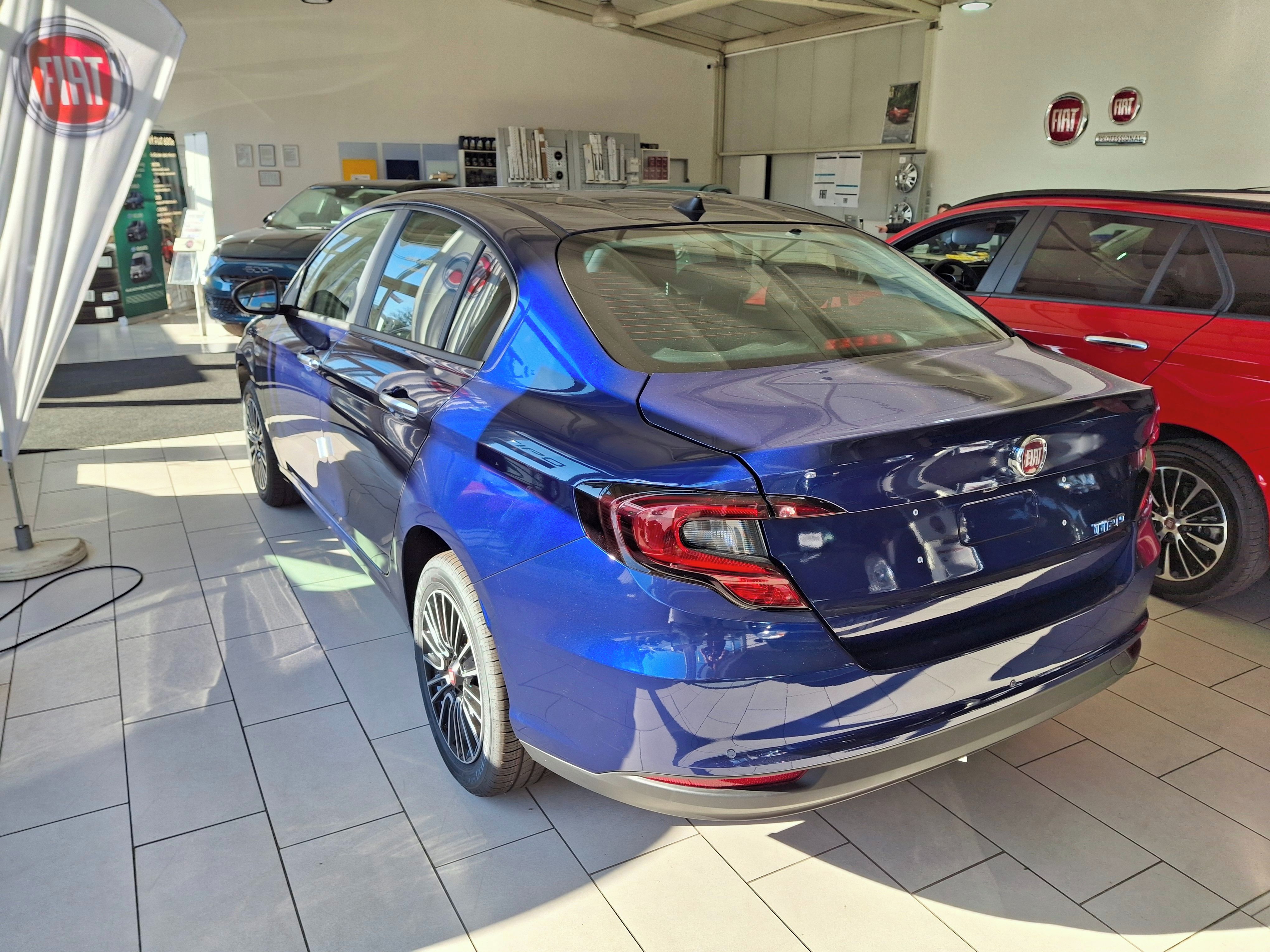 Fiat Tipo, 1.6MJet 130K,Urban,všech barev - fotka 4