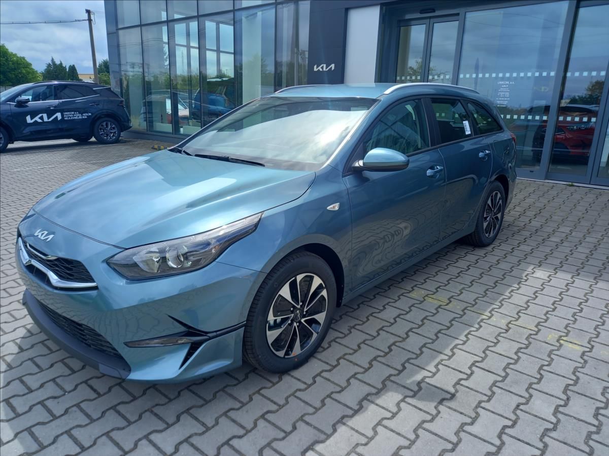 Kia Cee´d, 1,5 T-GDi 7DCT Spin 2025 - fotka 2