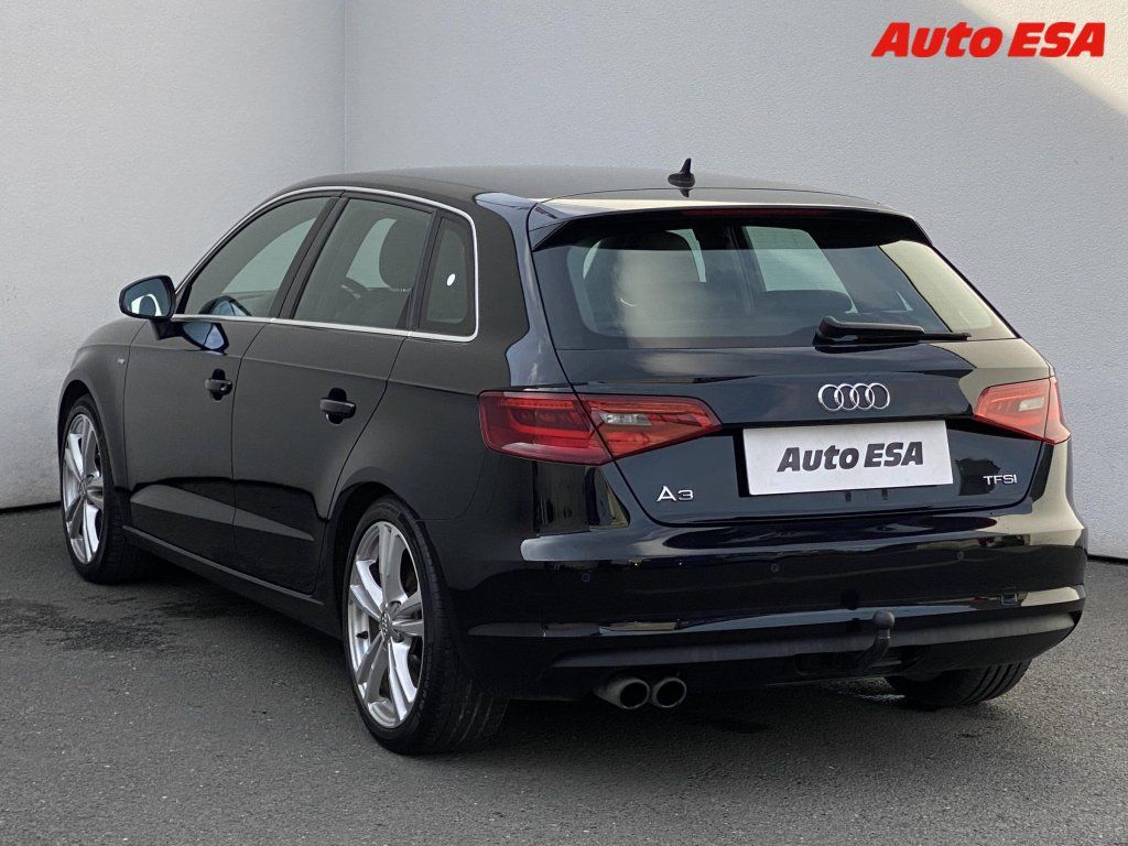 Audi A3, 1.8 TFSI,S-line,bixen,TZ - fotka 6