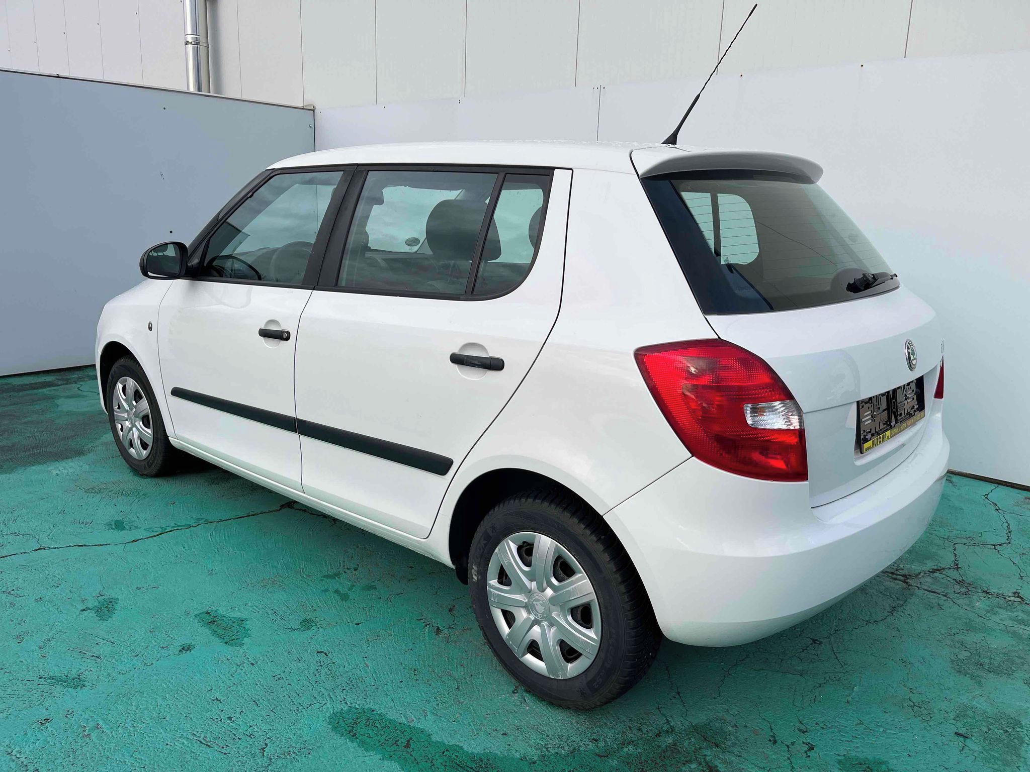 Škoda Fabia, 1.2i, 44kW, Klima - fotka 4