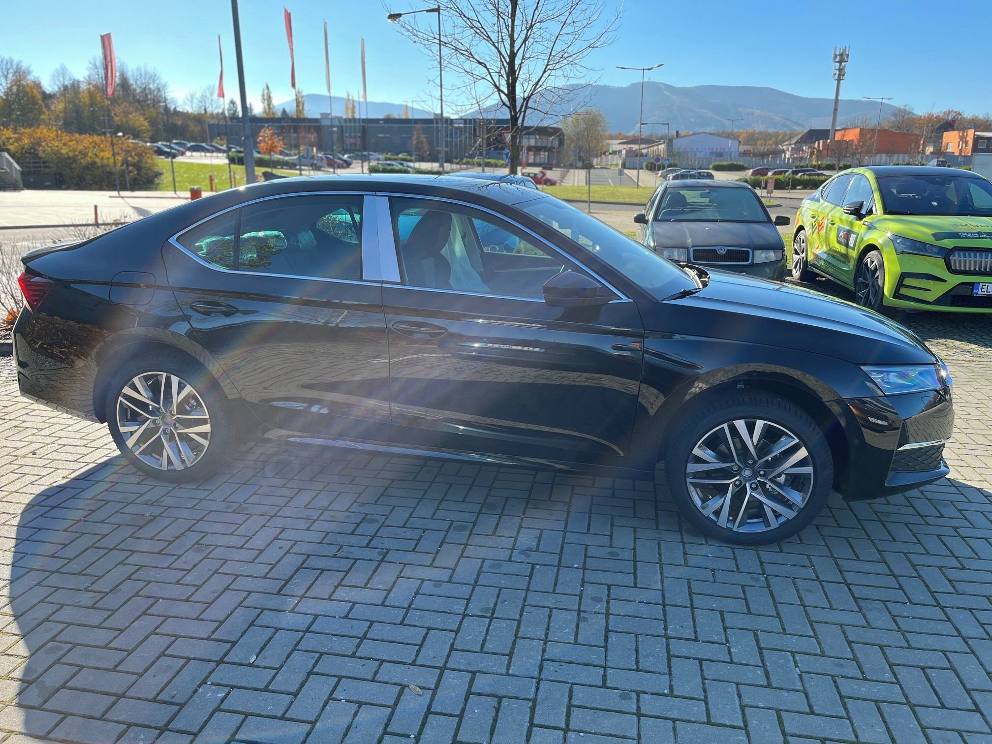 Škoda Octavia, 130 let Prem. e-TSI 110 kW DSG - fotka 4