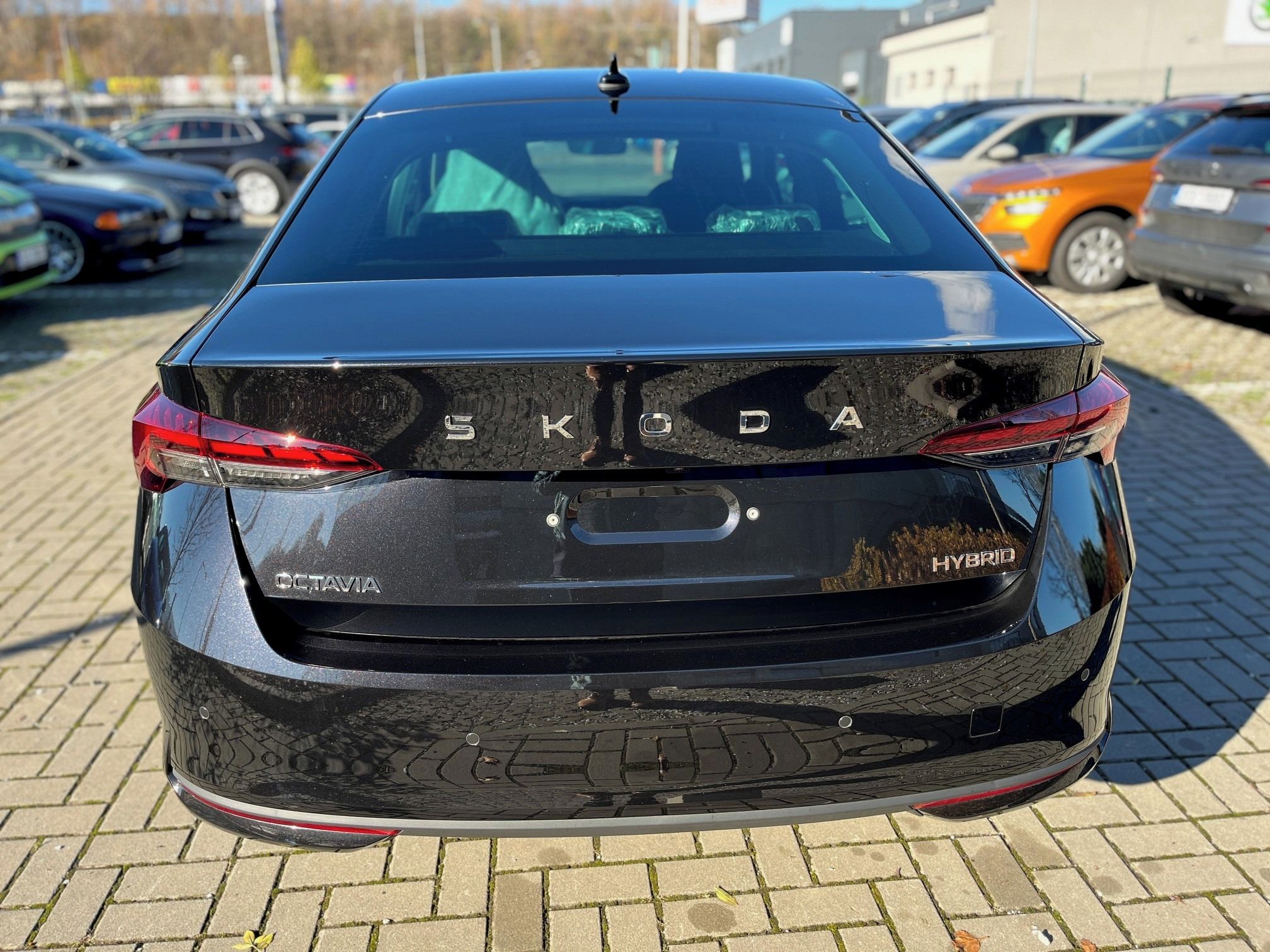 Škoda Octavia, 130 let Prem. e-TSI 110 kW DSG - fotka 6