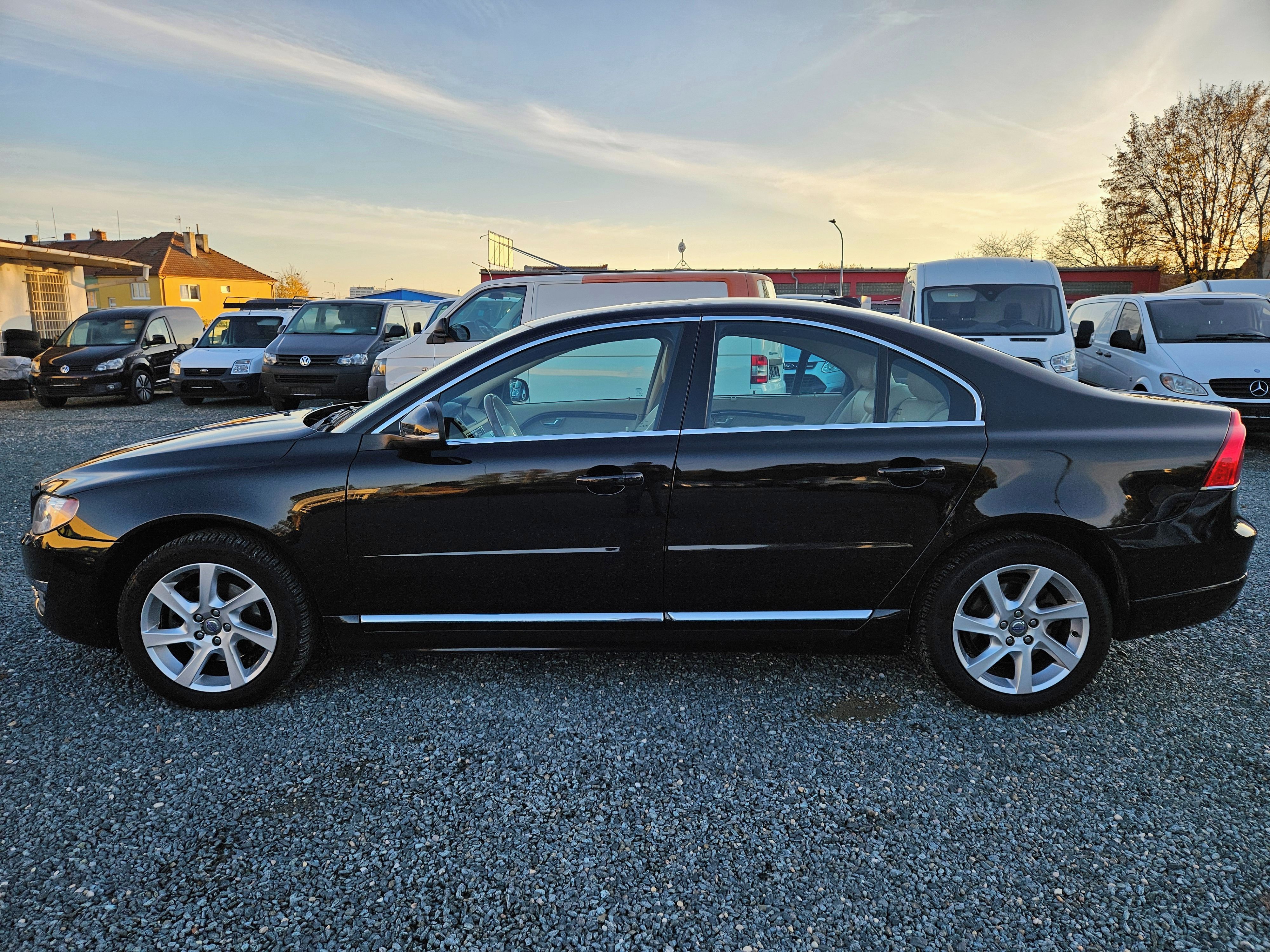 Volvo S80, 2.0 D4 120KW 5VÁLEC 2014 AUTOM - fotka 4