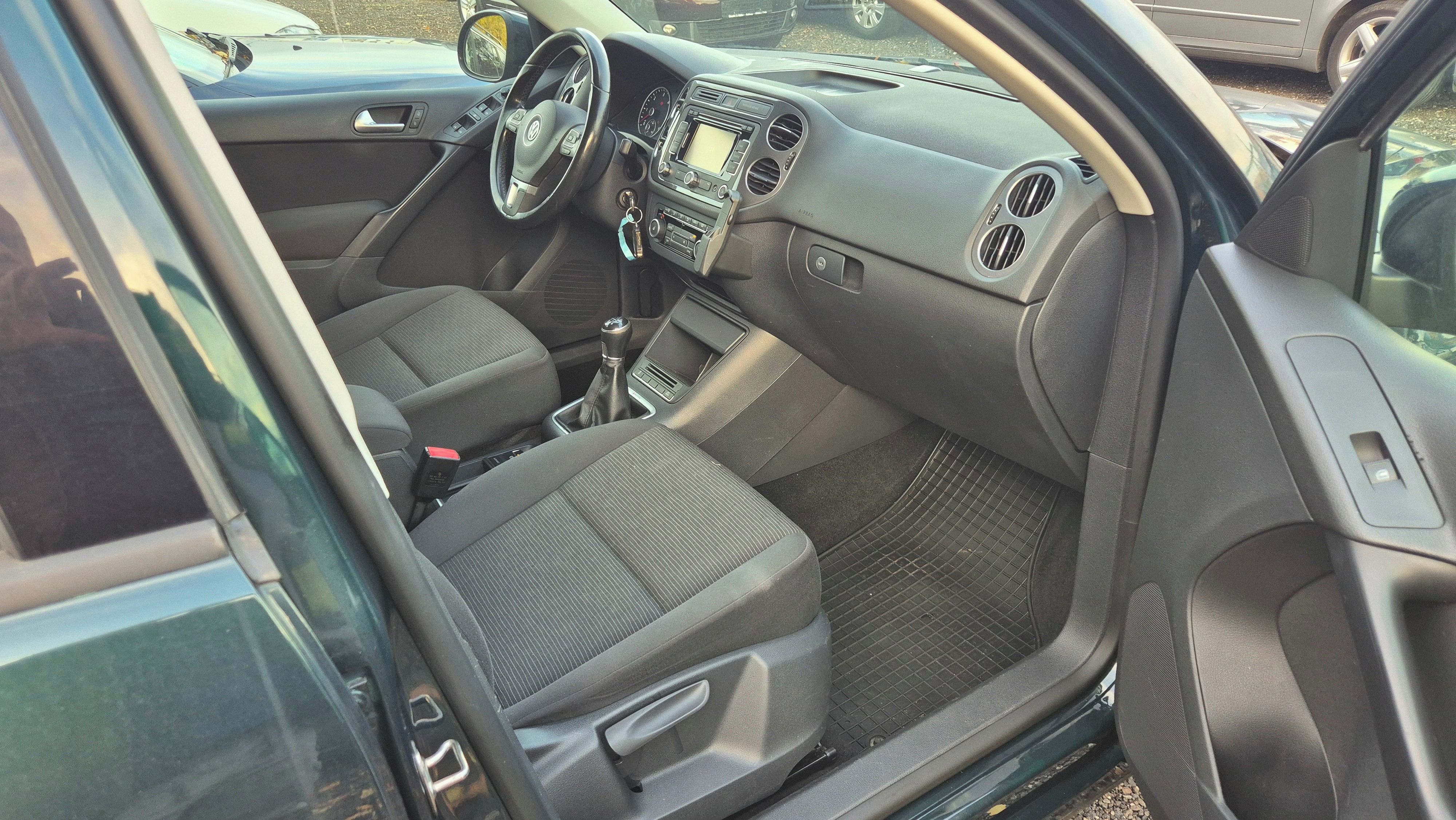 Volkswagen Tiguan, 2.0 TDI  4x4 - fotka 6