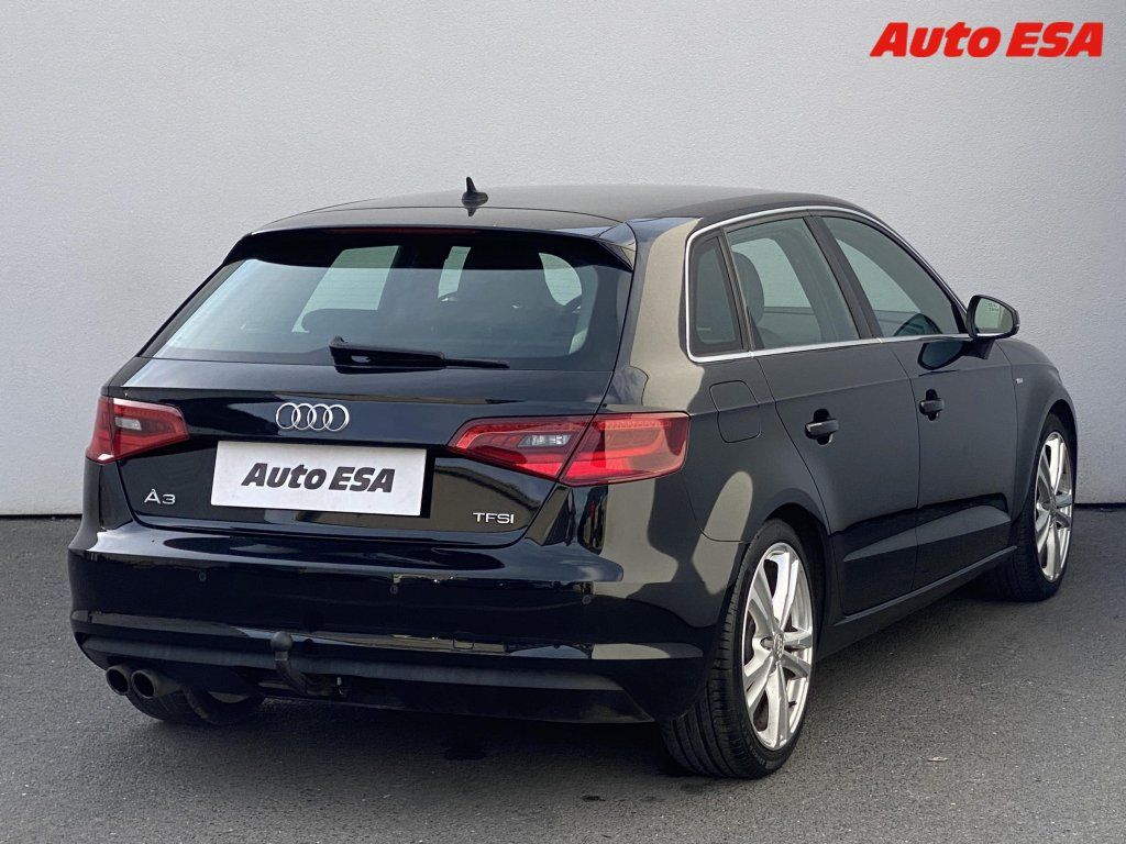 Audi A3, 1.8 TFSI,S-line,bixen,TZ - fotka 4