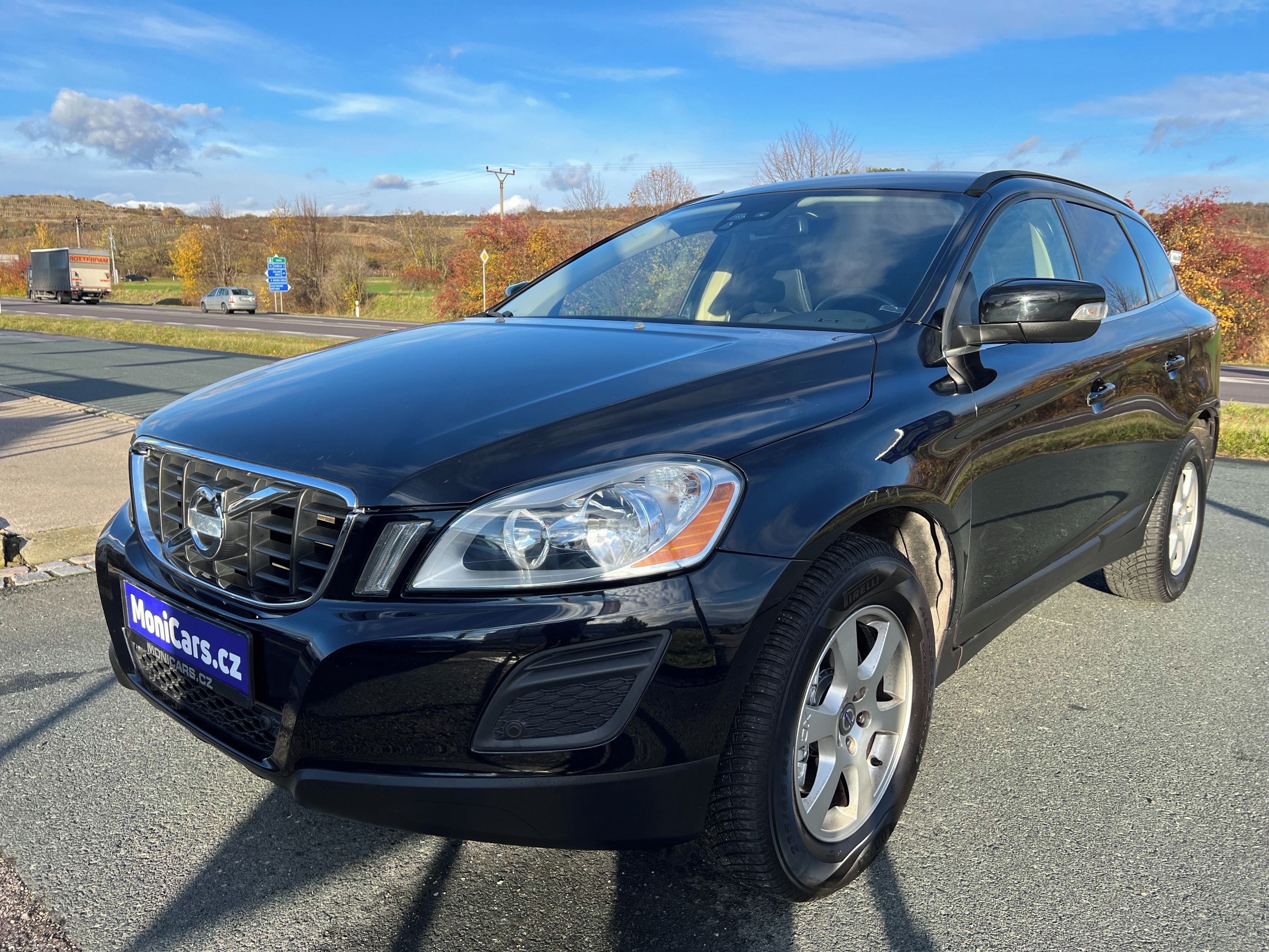 Volvo XC60, 2.0 D3 5VÁL. 120kW PĚKNÉ