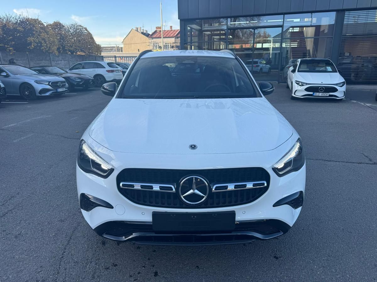 Mercedes-Benz GLA, 200 d 4MATIC - fotka 2